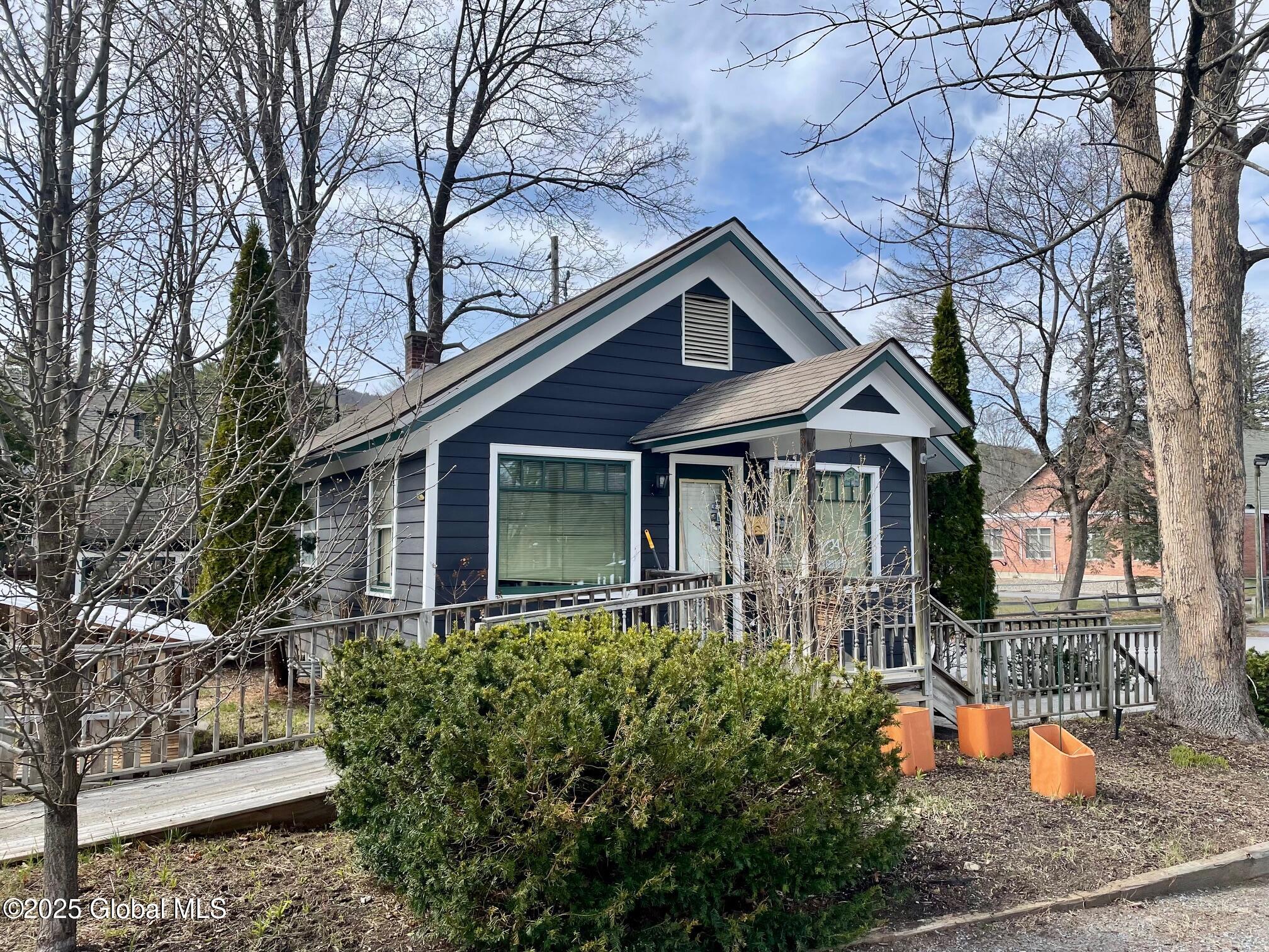 2 Karl's Corner Drive