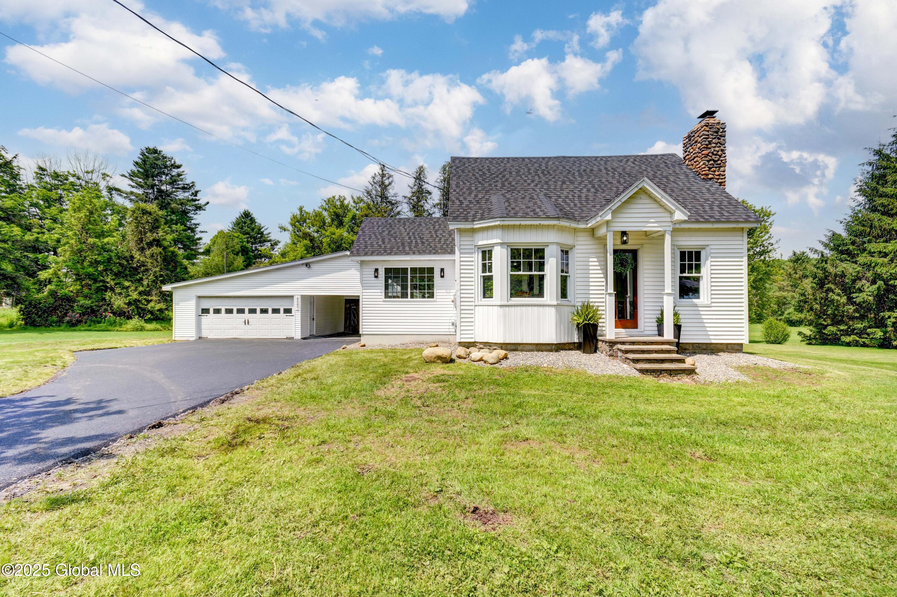 2247 County Highway 107, Broadalbin, New York image 1