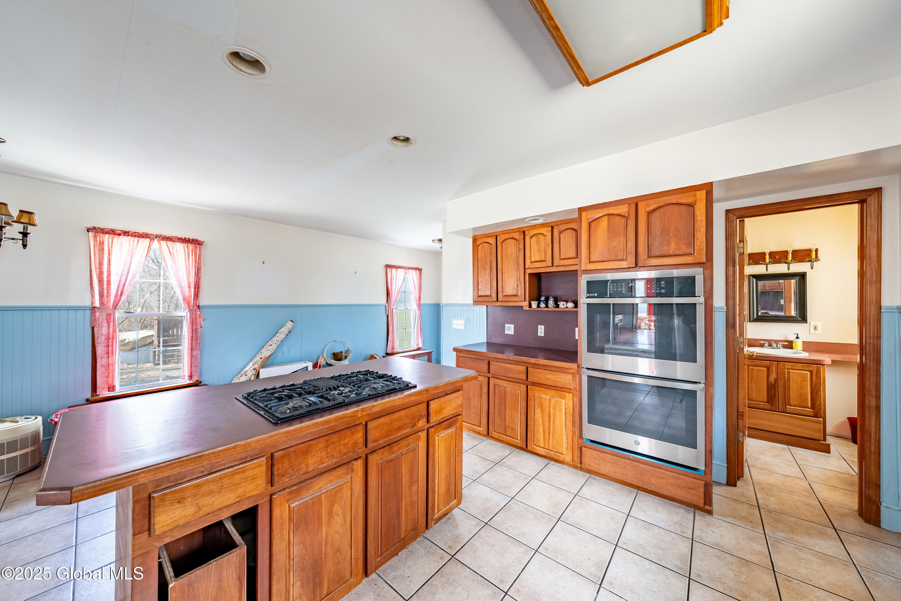 451 Bridge Street, Selkirk, New York image 9