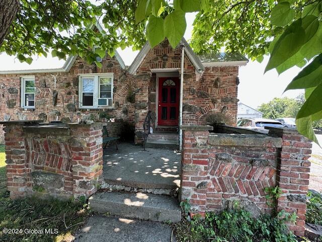 8 N Clement Avenue, Ravena, New York image 34