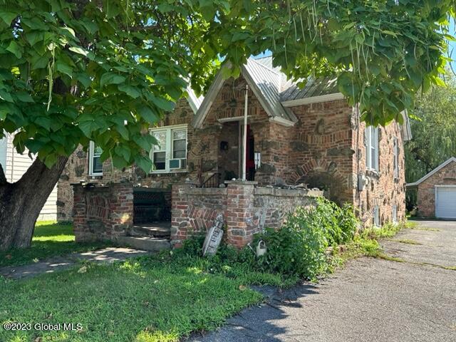 8 N Clement Avenue, Ravena, New York image 35