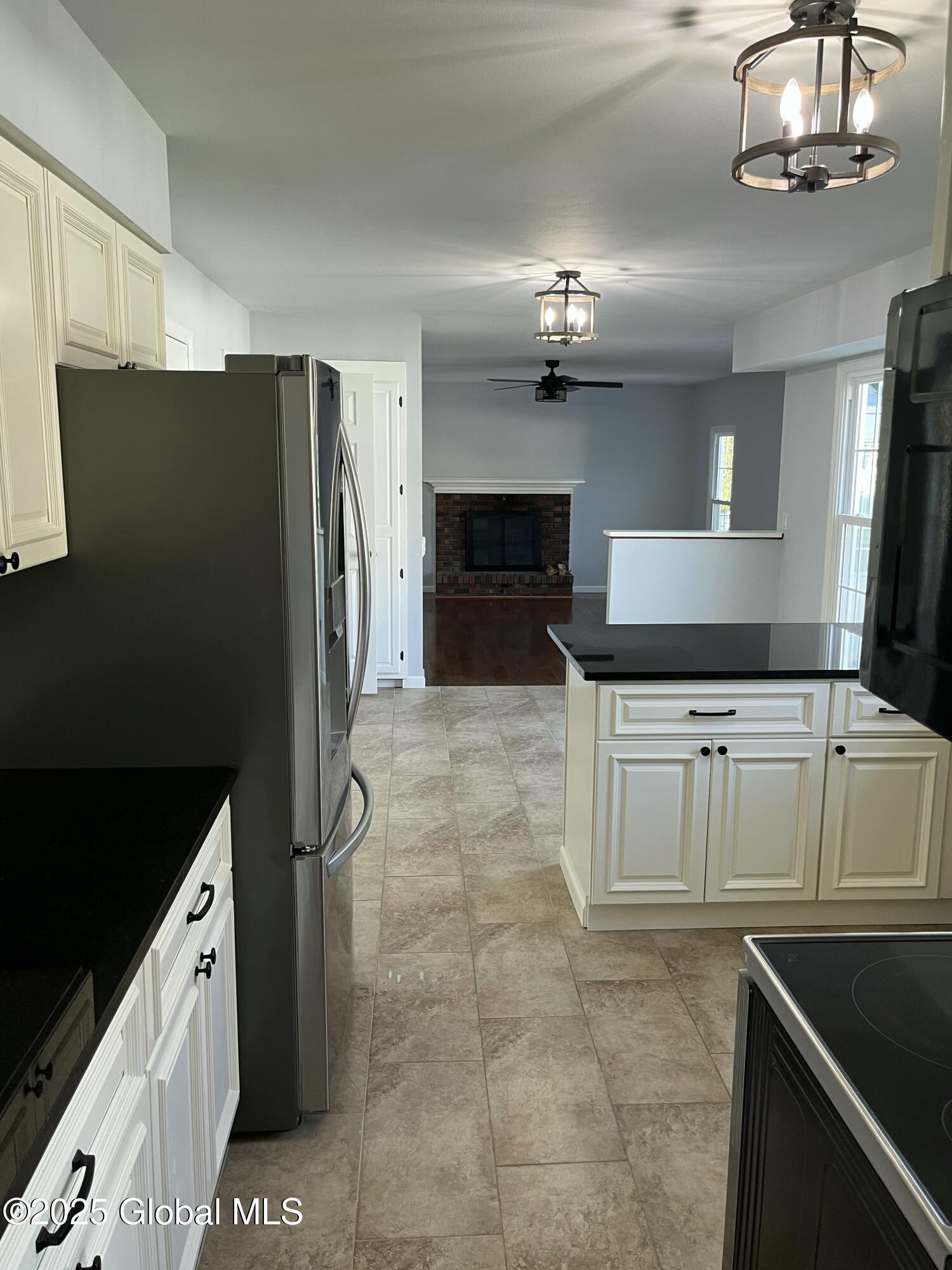 16 Durham Way, Clifton Park, New York image 8