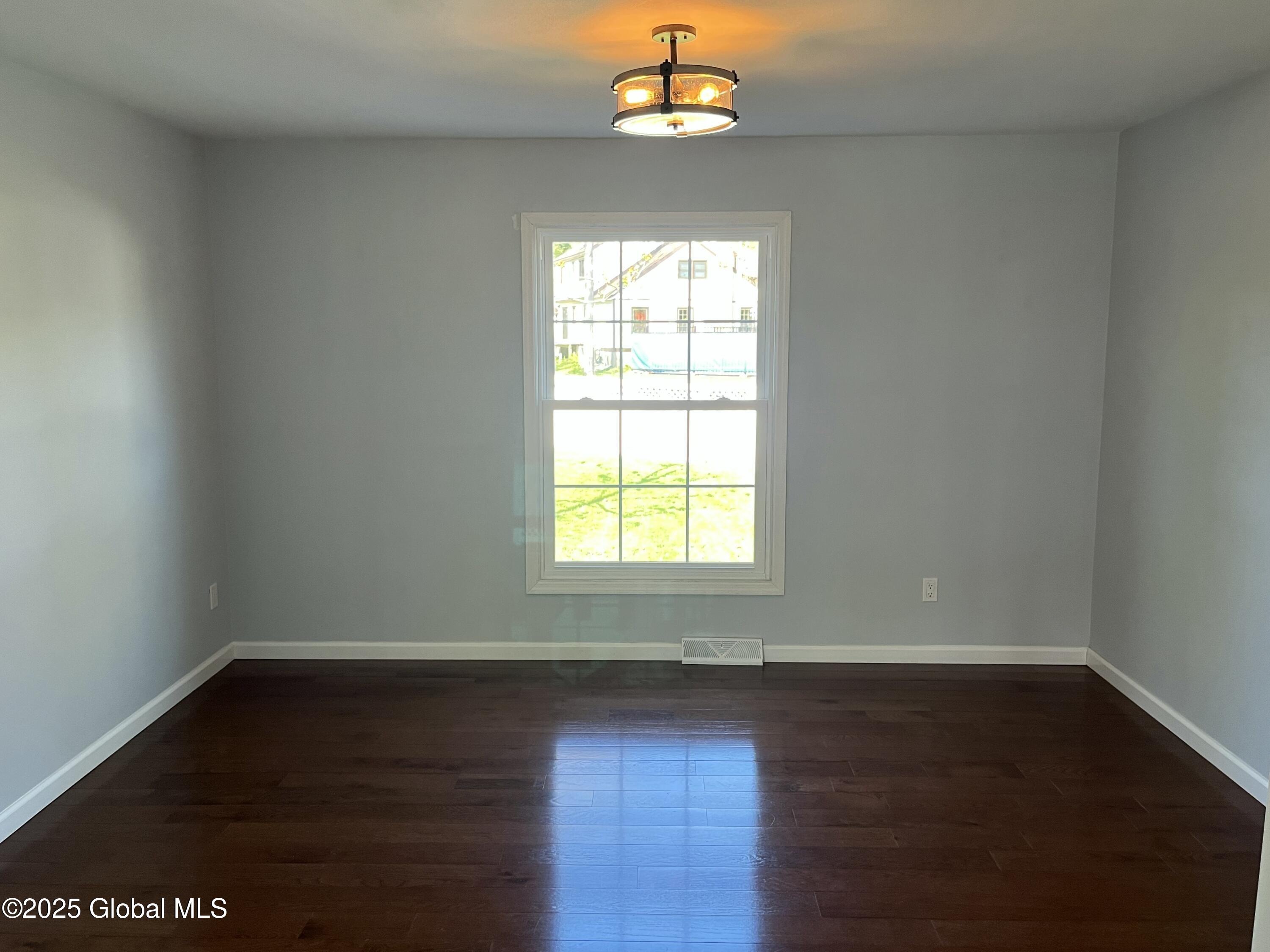 16 Durham Way, Clifton Park, New York image 7