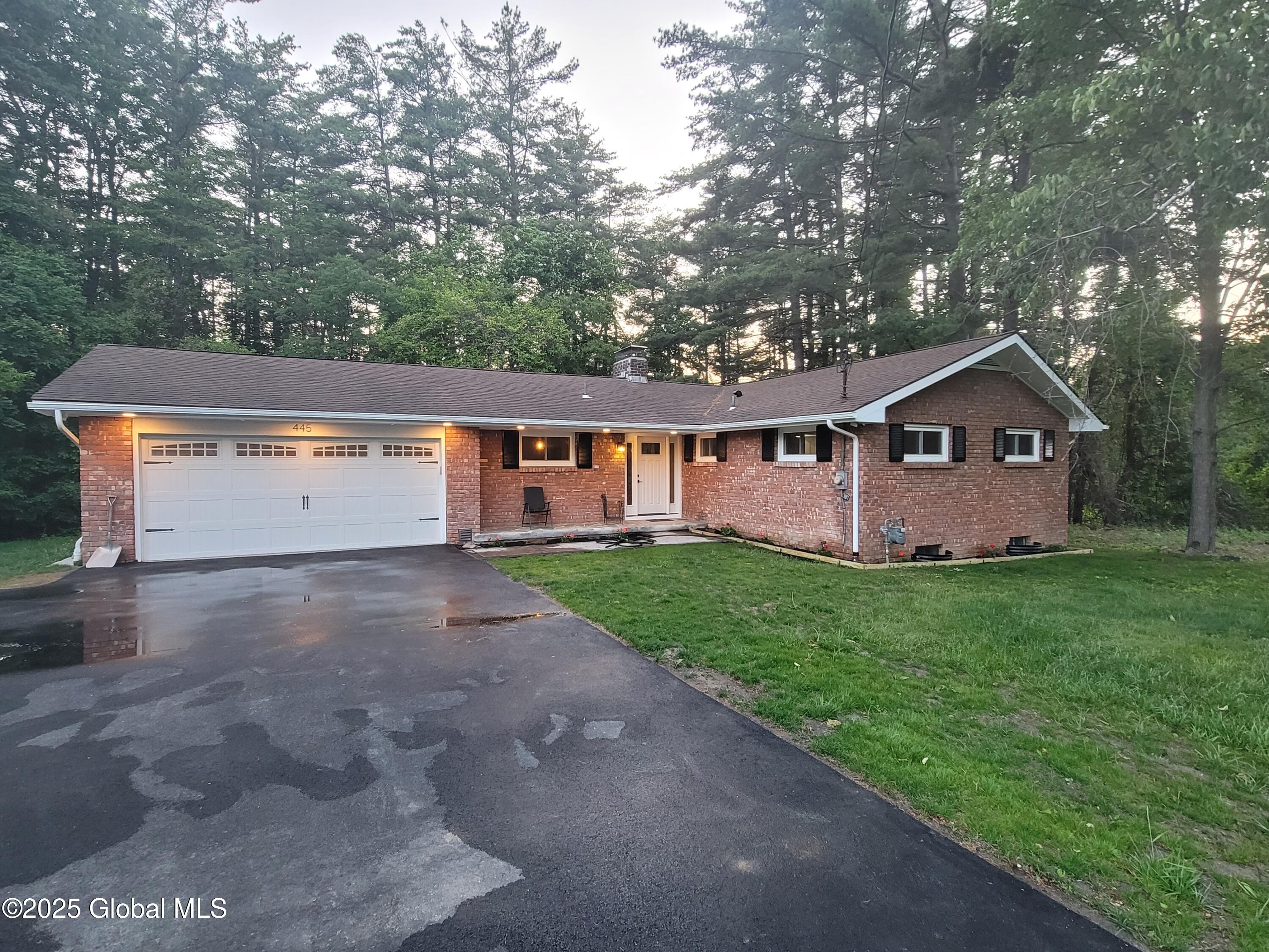 445 Elm Avenue, Selkirk, New York image 1