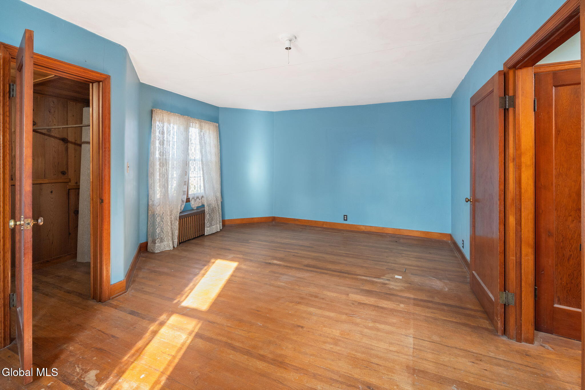 Schenectady, New York 12304, United States, 4 Bedrooms Bedrooms, ,2 BathroomsBathrooms,Residential,Active,241822