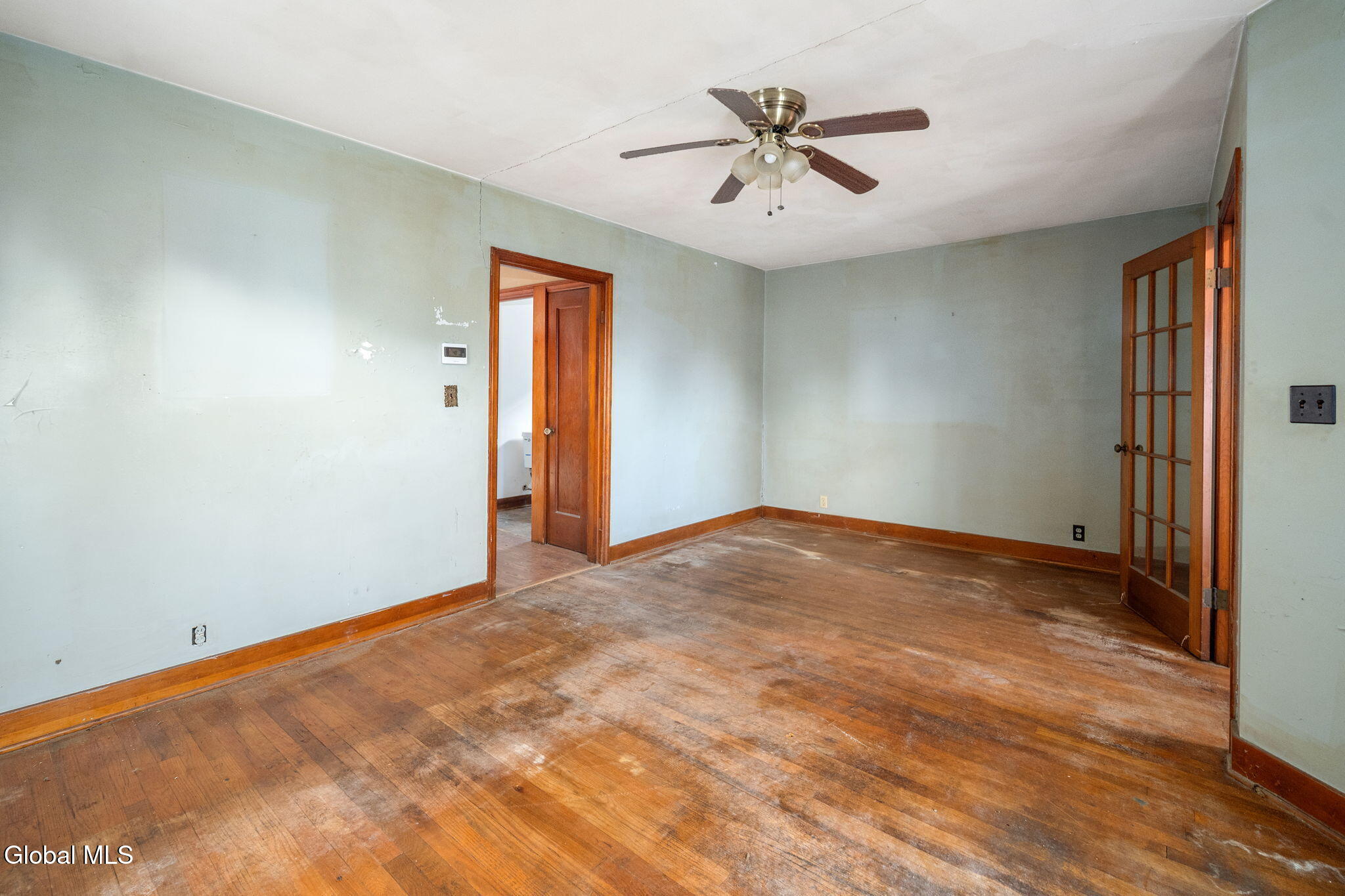 Schenectady, New York 12304, United States, 4 Bedrooms Bedrooms, ,2 BathroomsBathrooms,Residential,Active,241822