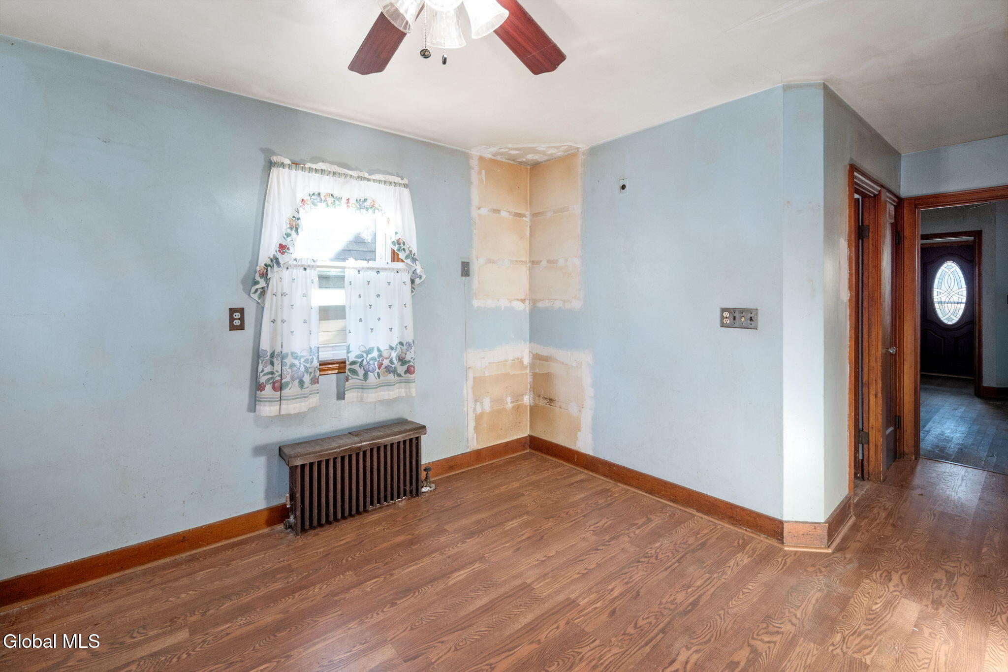 Schenectady, New York 12304, United States, 4 Bedrooms Bedrooms, ,2 BathroomsBathrooms,Residential,Active,241822