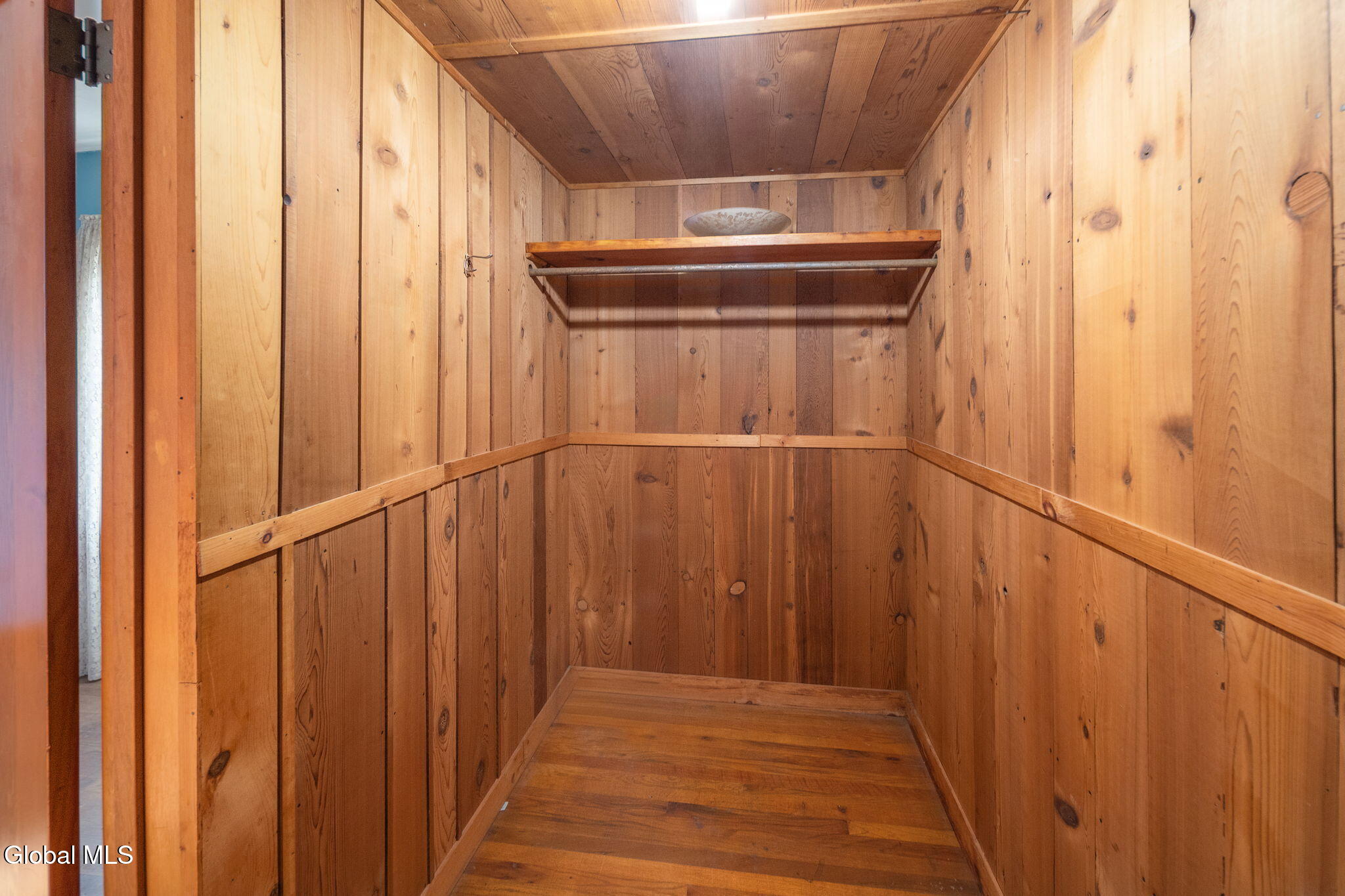 Schenectady, New York 12304, United States, 4 Bedrooms Bedrooms, ,2 BathroomsBathrooms,Residential,Active,241822