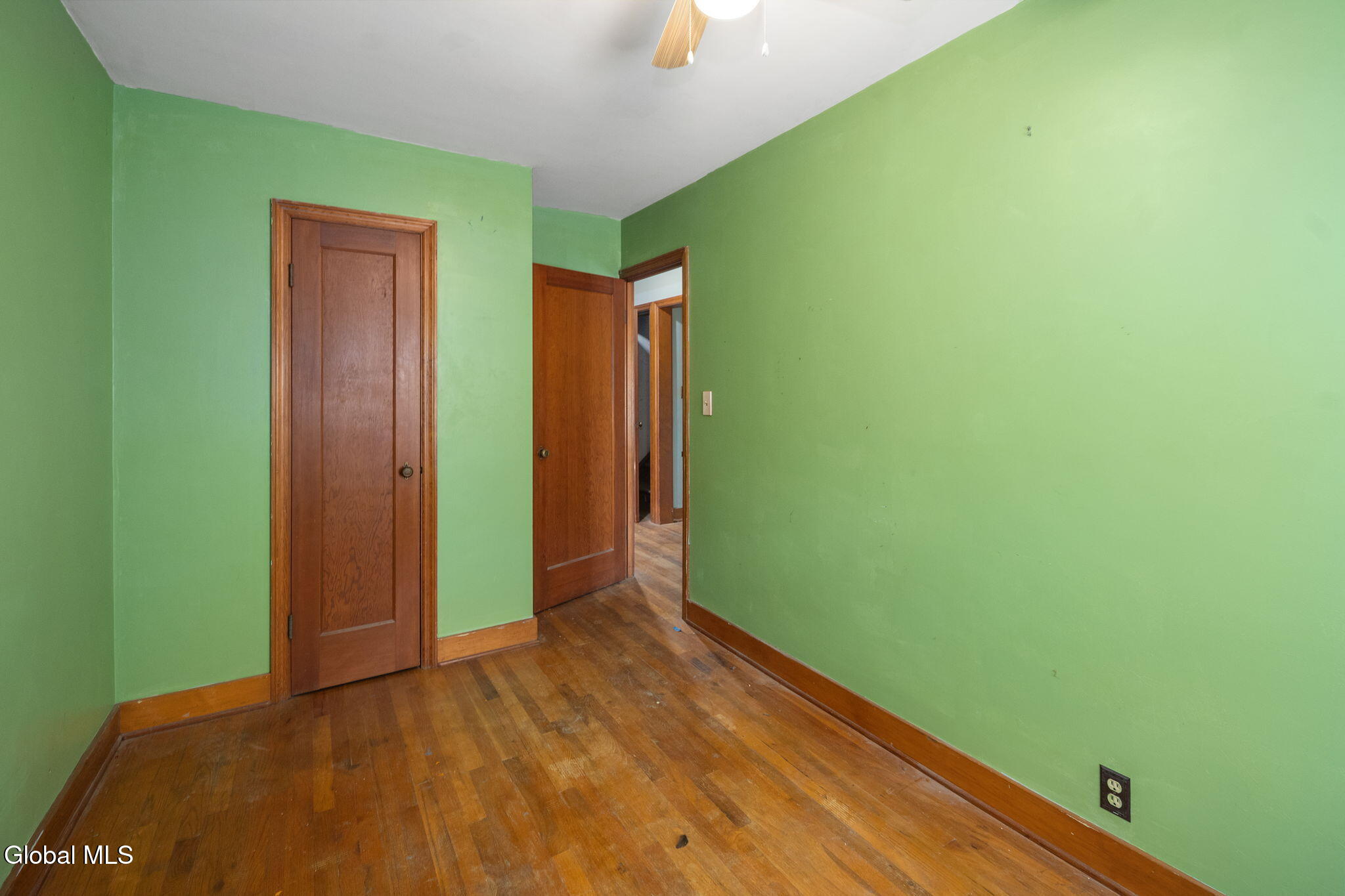 Schenectady, New York 12304, United States, 4 Bedrooms Bedrooms, ,2 BathroomsBathrooms,Residential,Active,241822