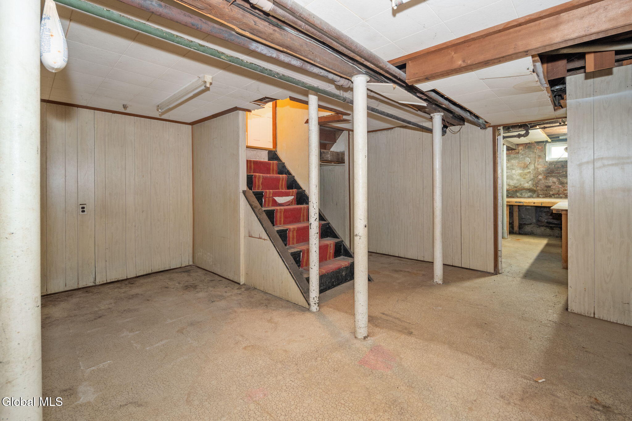 Schenectady, New York 12304, United States, 4 Bedrooms Bedrooms, ,2 BathroomsBathrooms,Residential,Active,241822