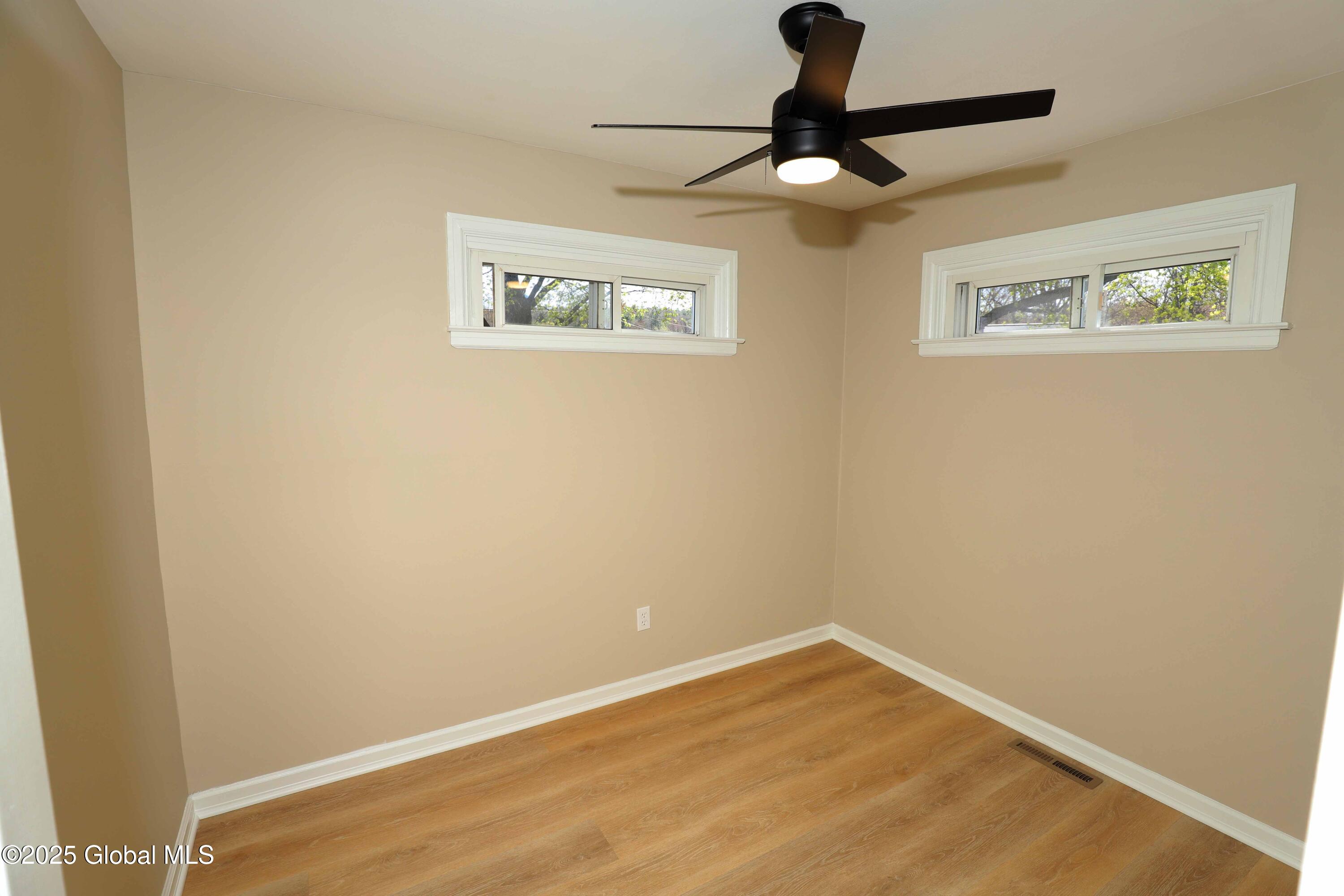 33 Plaske Drive, Colonie, New York image 14