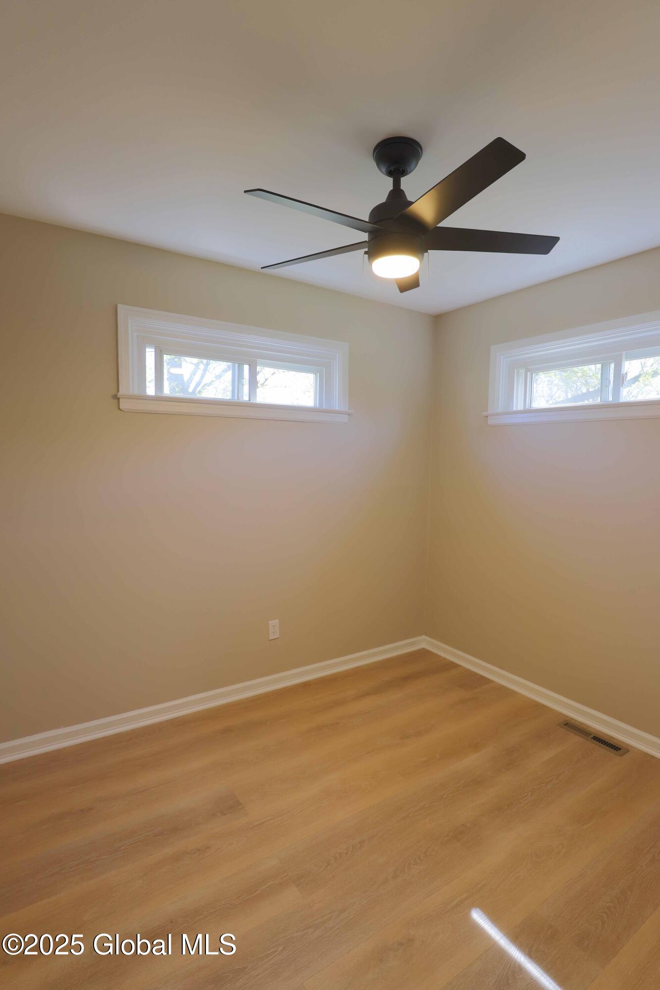 33 Plaske Drive, Colonie, New York image 16