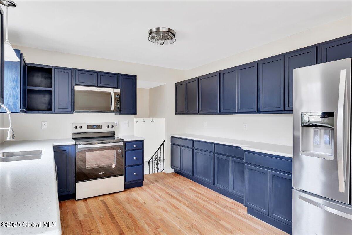 11 West Drive, Ballston Lake, New York image 5
