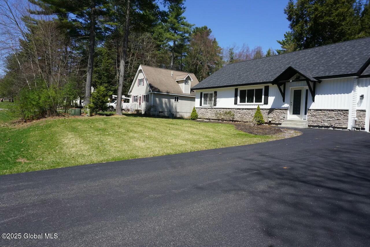 47 Locust Ridge Drive, Corinth, New York image 32
