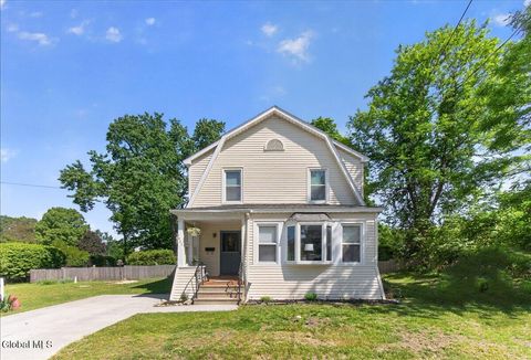 Photo of 1932 Tower Avenue, Schenectady, NY 12304 (MLS # 202618426)