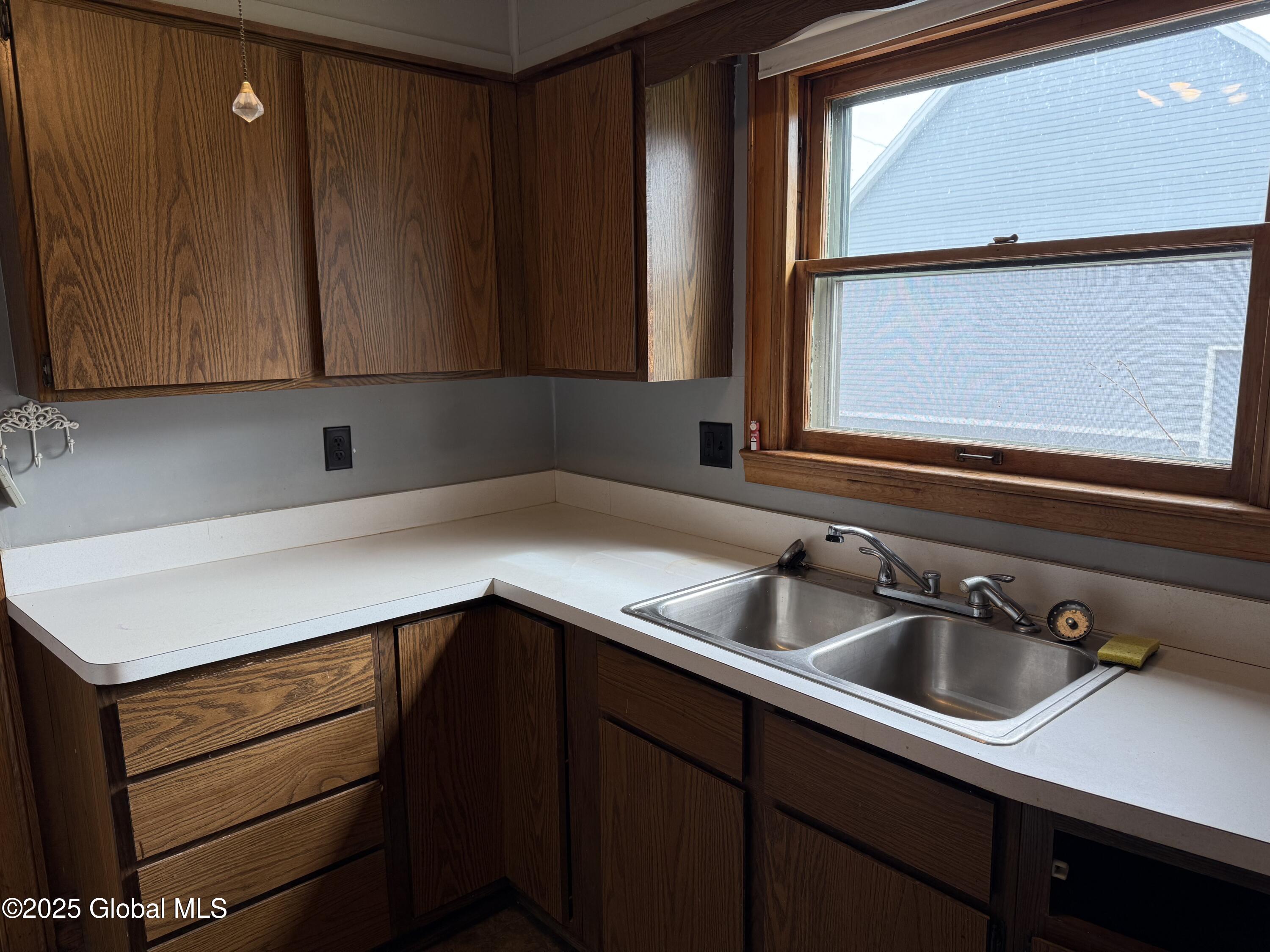 4 Hope Avenue, Glens Falls, New York image 24