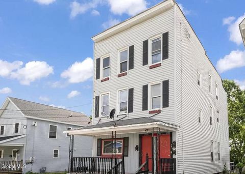 Photo of 1701 Carrie Street #3, Schenectady, NY 12308 (MLS # 202530322)