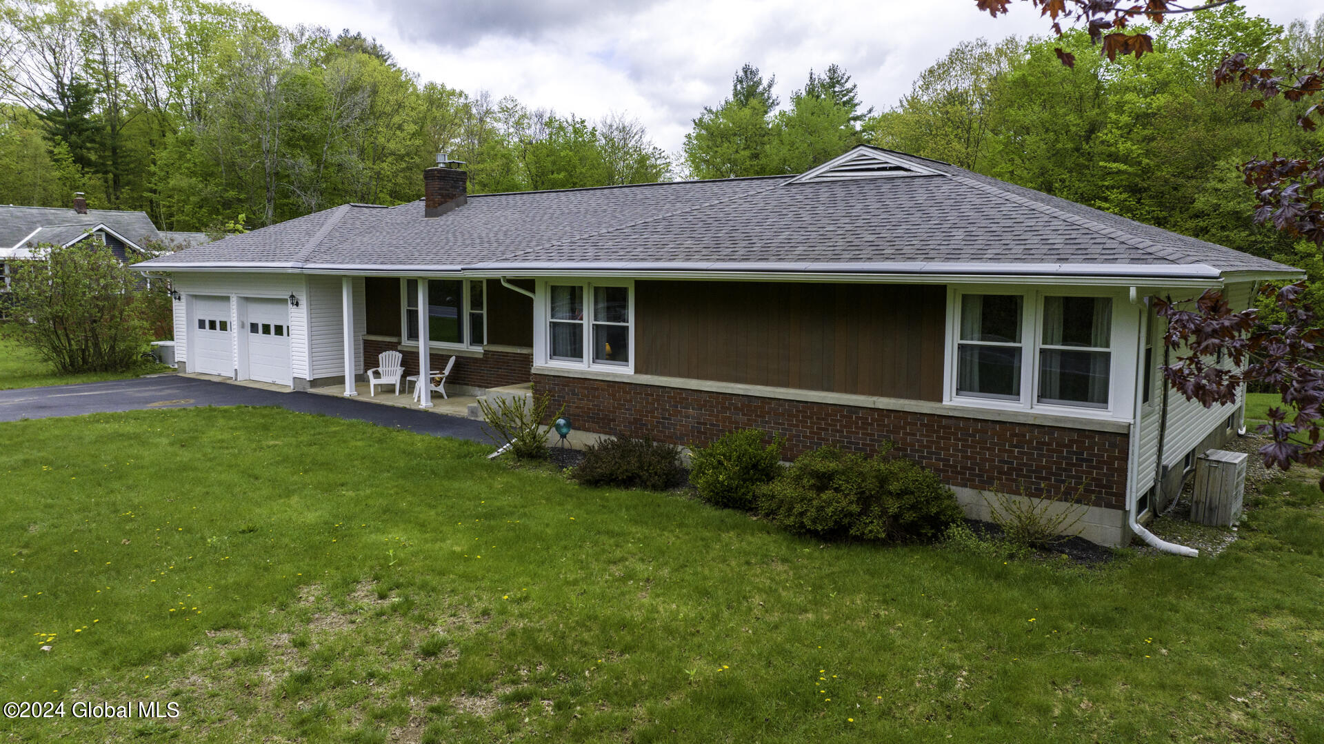 385 Locust Grove Road, Greenfield Center, New York image 4