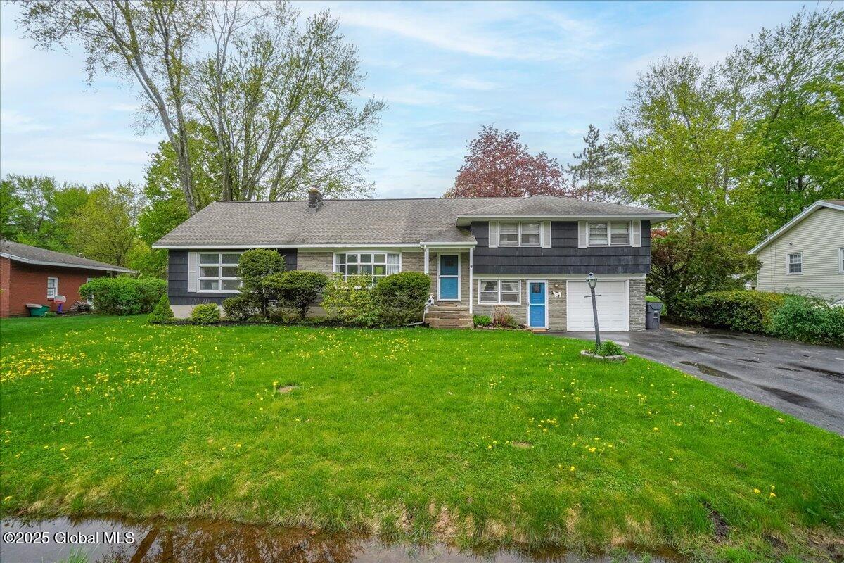 9 Bellaire Drive, Glenville, New York image 2