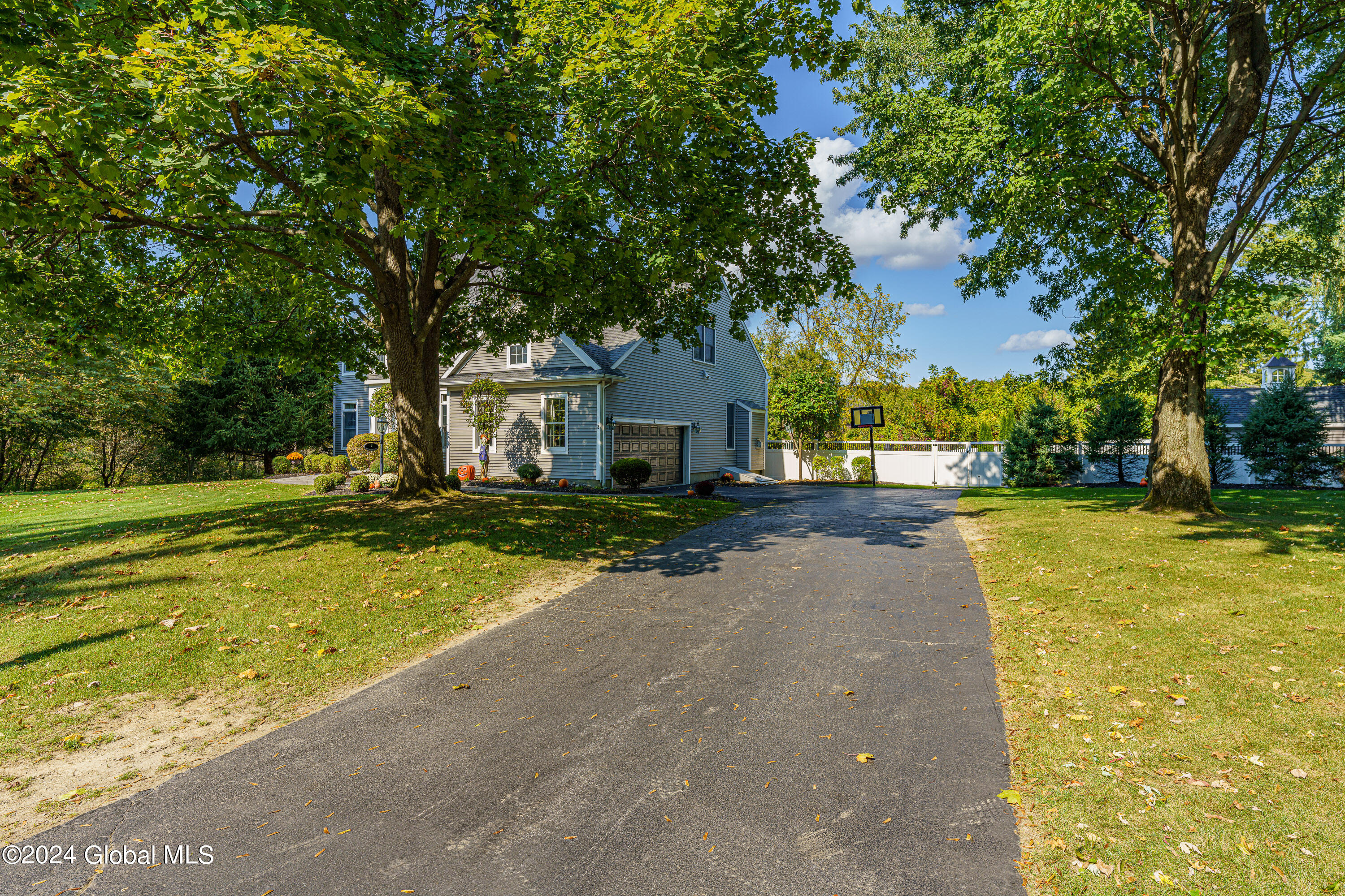 3 Nottingham Way, Cohoes, New York image 3