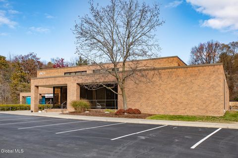 Photo of 1971-73 Western Avenue, Albany, NY 12203 (MLS # 202530073)