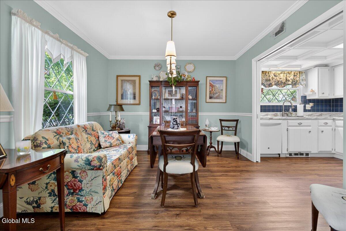 7 Spruce Court