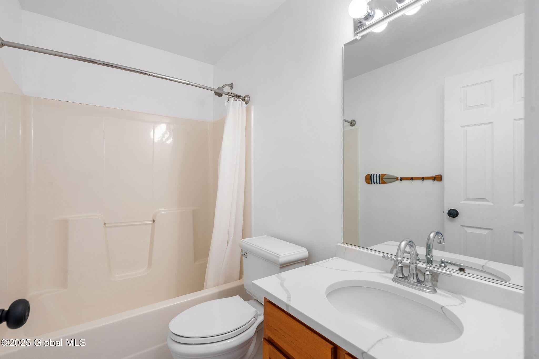 4 Flying Dutchman Way, Saratoga Springs, New York image 32