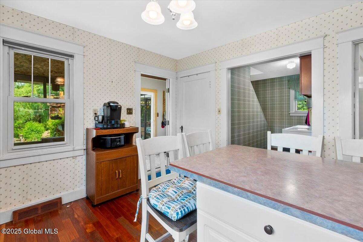 92 Fiddlers Lane, Latham, New York image 12
