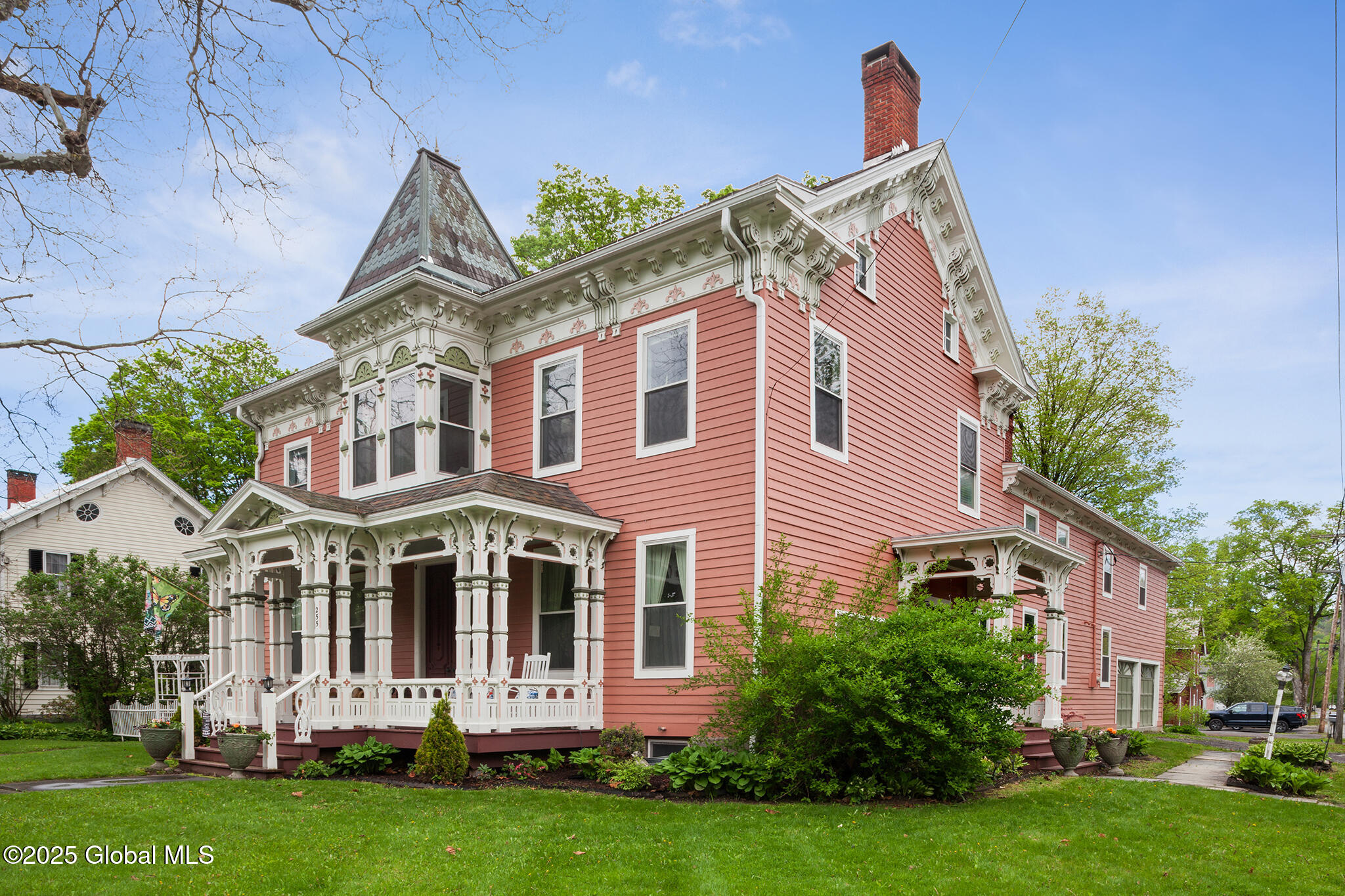 Listing image 1