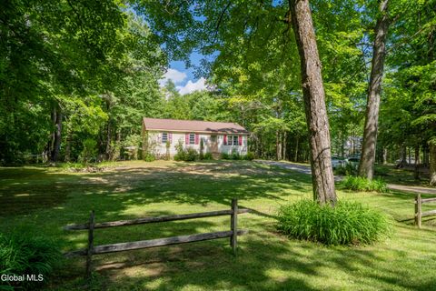 Homes For Sale - 6010 Greens Corner Road<br/> Saratoga County, Galway, NY 12074