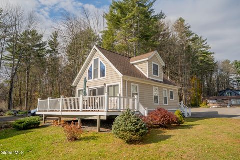 Photo of 126 Lakeview Lane, Mayfield, NY 12117 (MLS # 202529058)