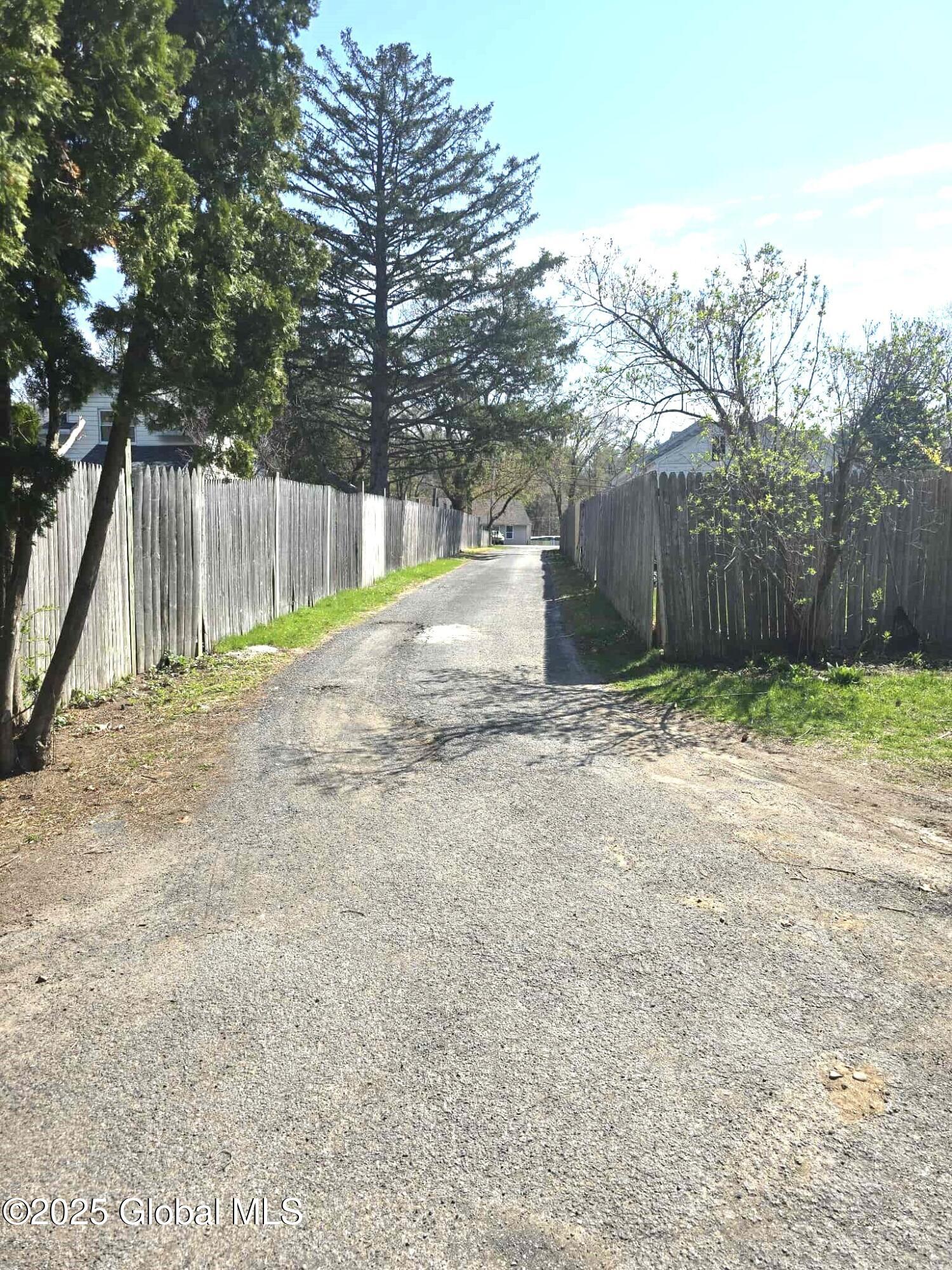 100 Glenning Lane, Schenectady, New York image 36