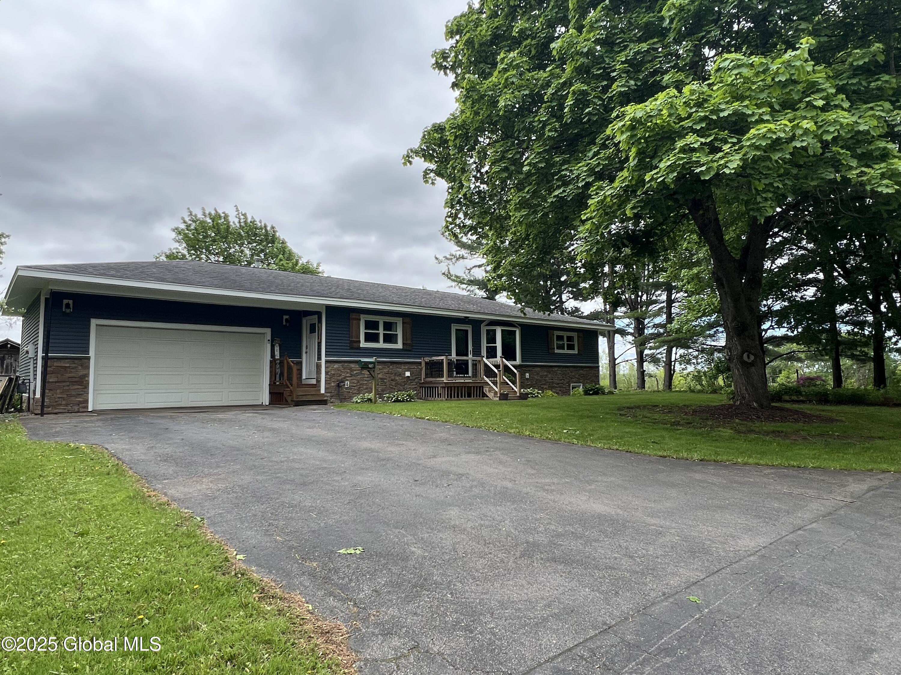 314 Pennsylvania Avenue, Johnstown, New York image 10