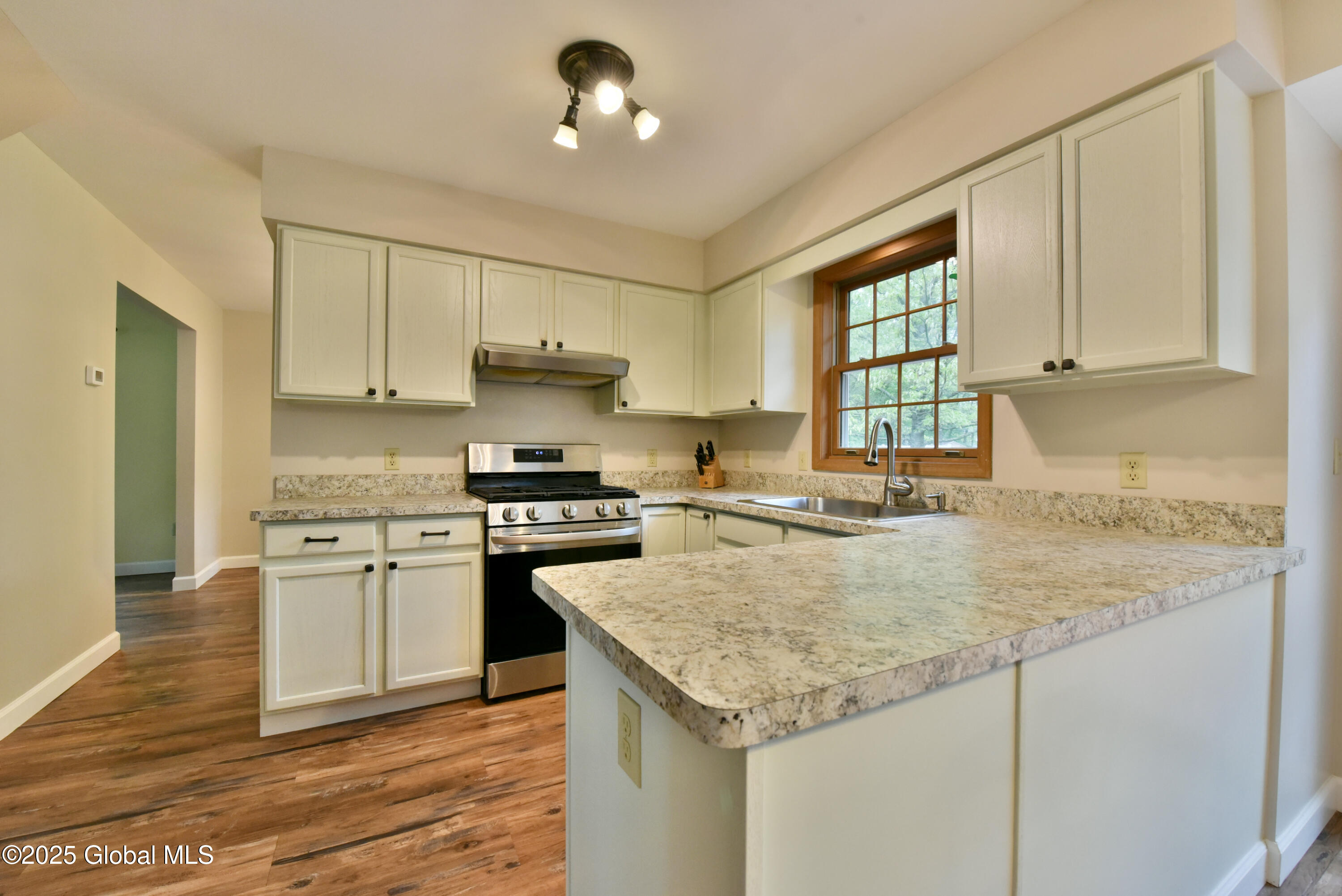 100 Kayaderosseras Drive, Ballston Spa, New York image 15