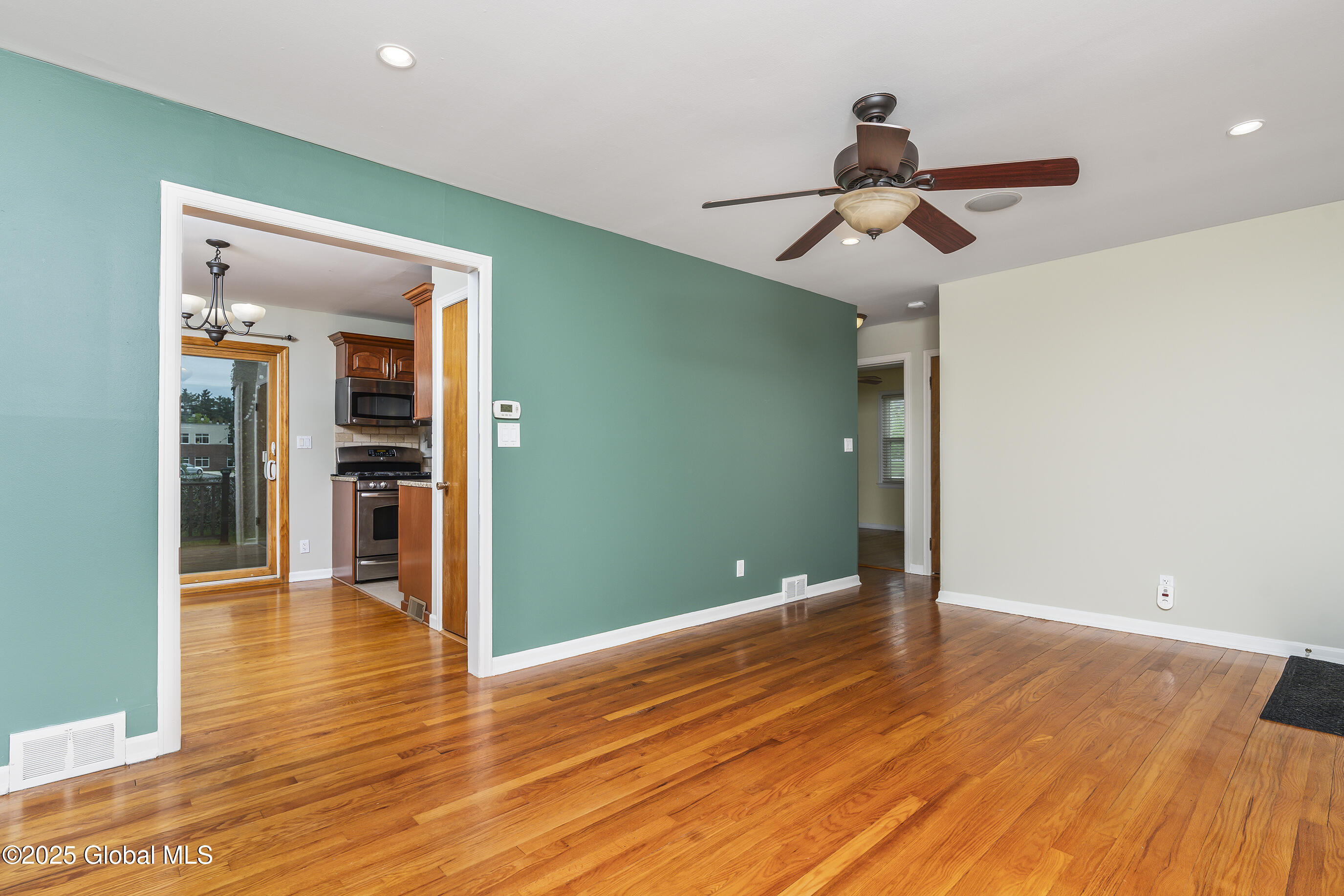 316 Kenwood Avenue, Delmar, New York image 15