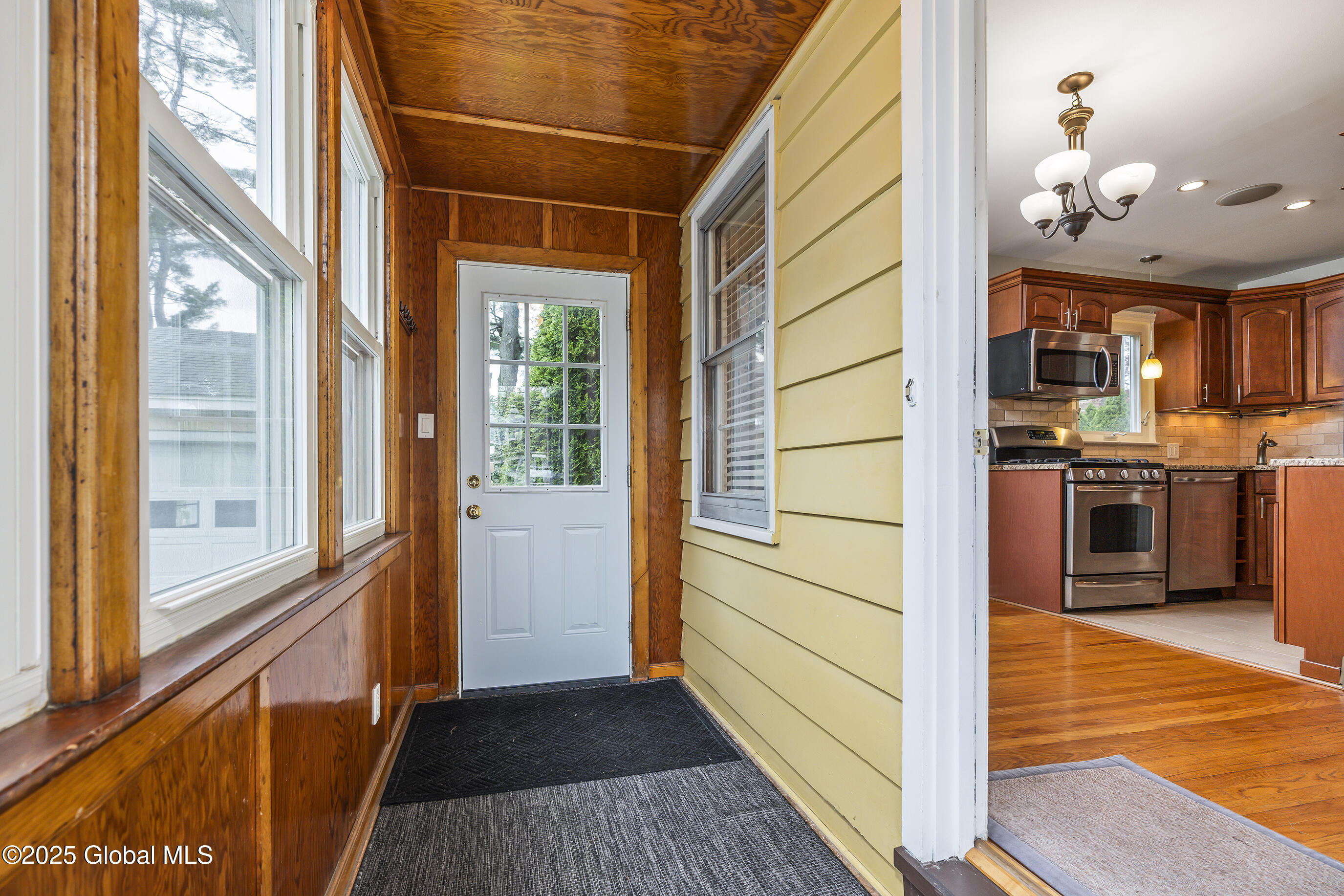 316 Kenwood Avenue, Delmar, New York image 9