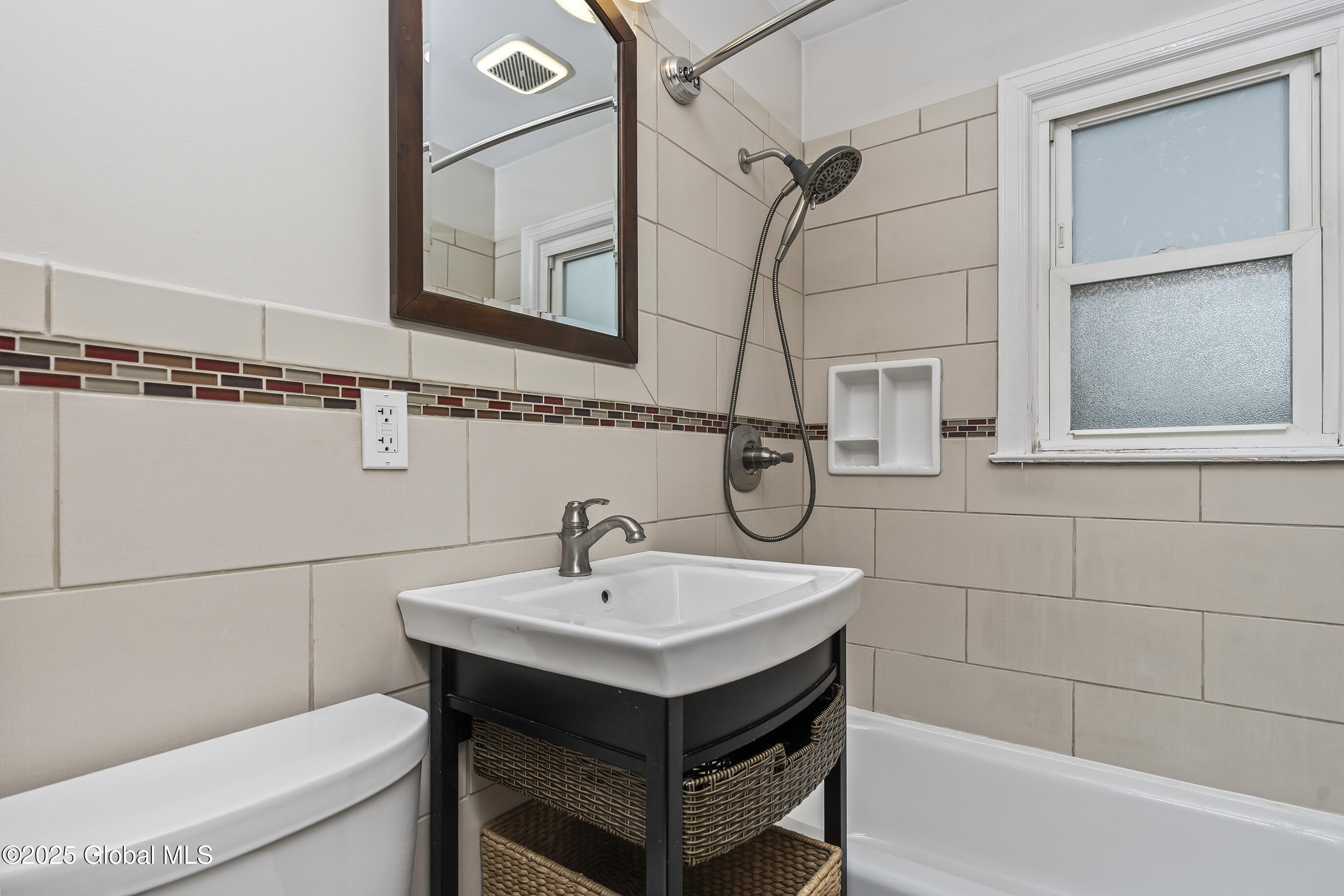 316 Kenwood Avenue, Delmar, New York image 23