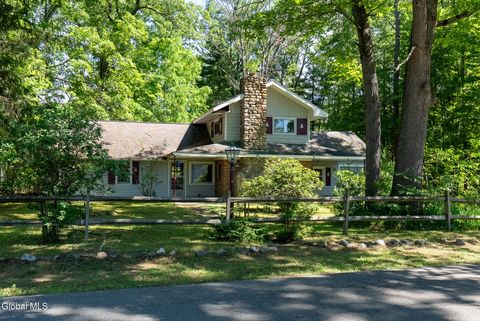 Homes For Sale - 323 Emmett Street<br/> Ballston Spa, NY 12020