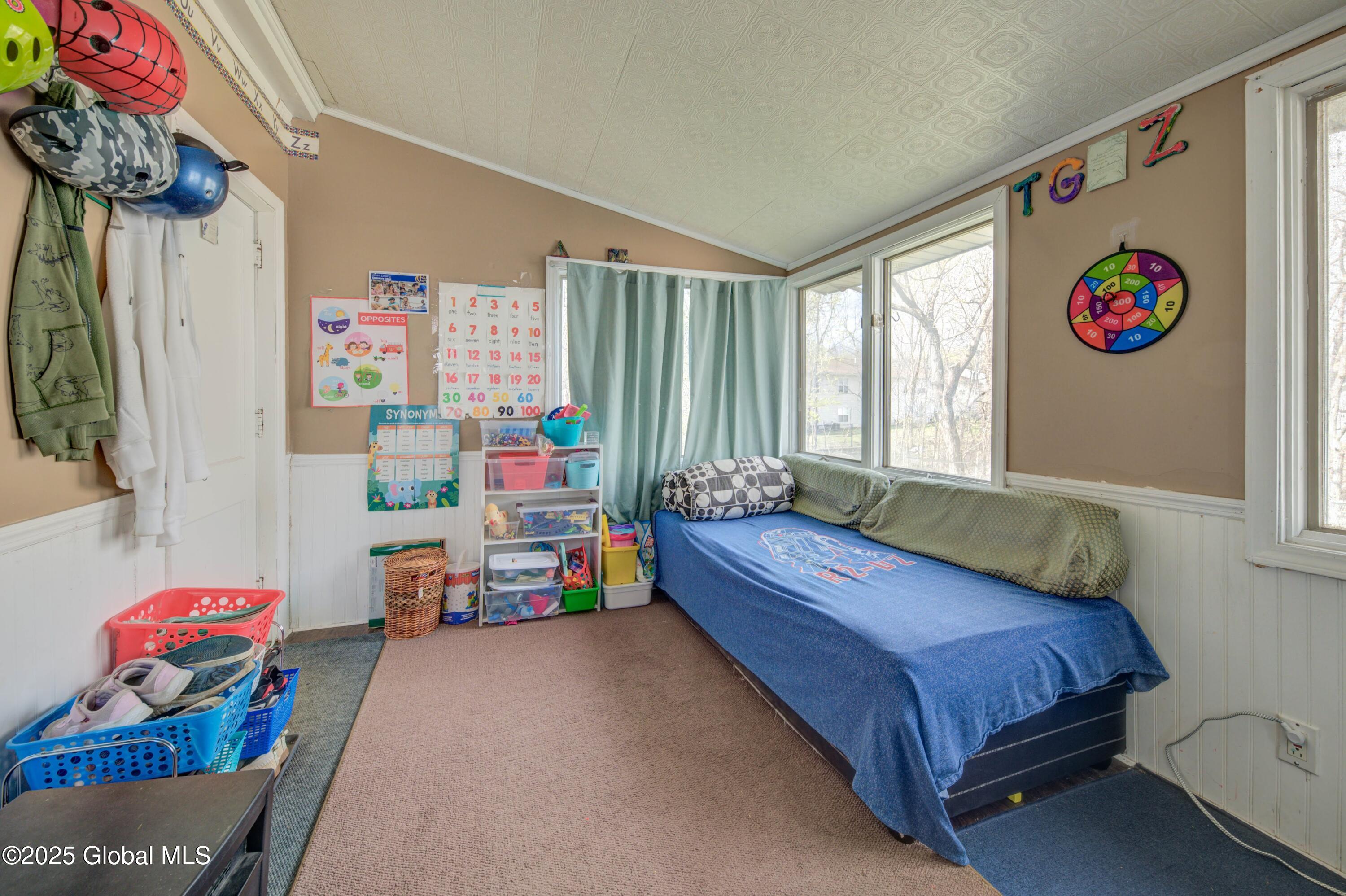 163 Simmons Avenue, Cohoes, New York image 17
