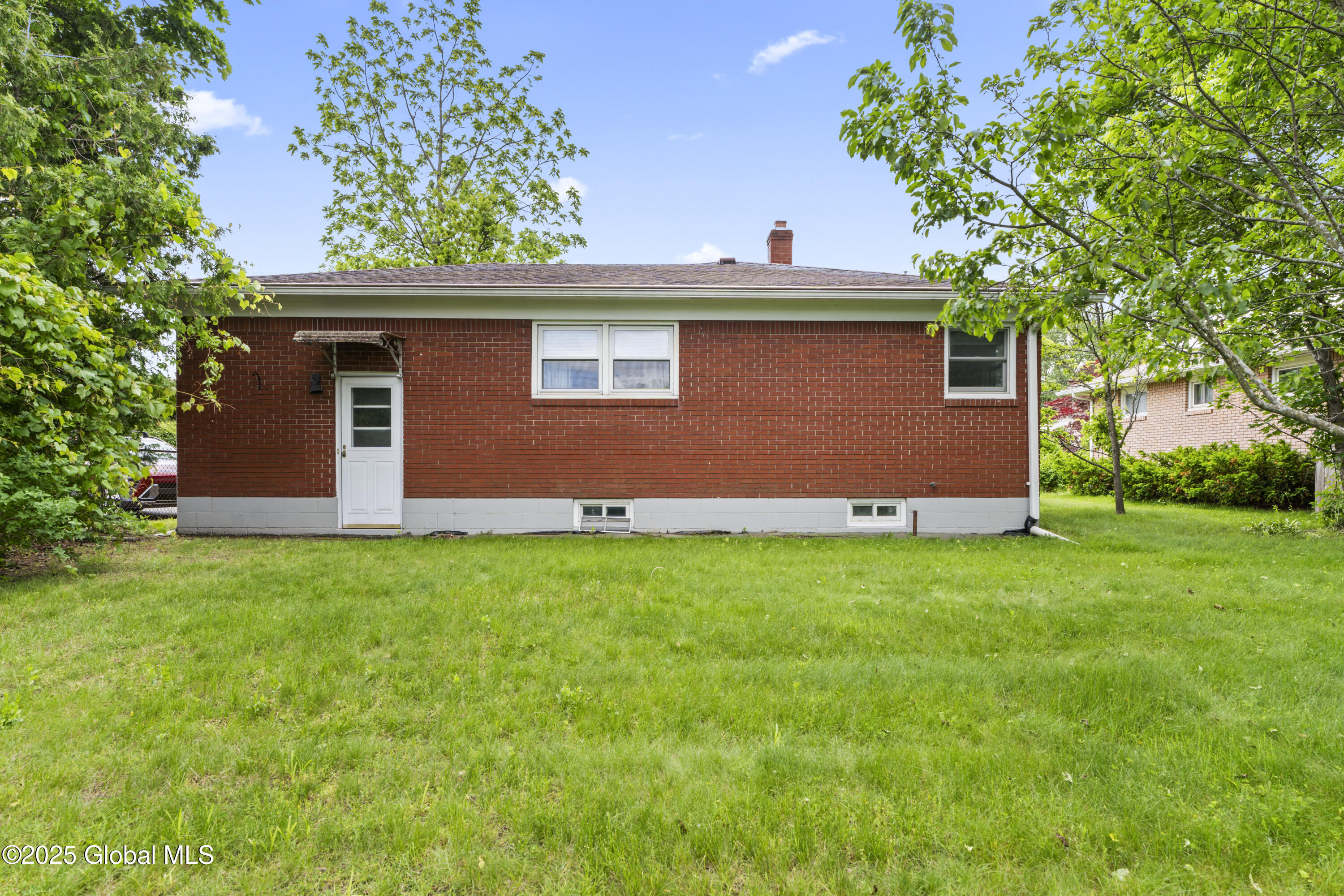 51 Tryon Court, Albany, New York image 5