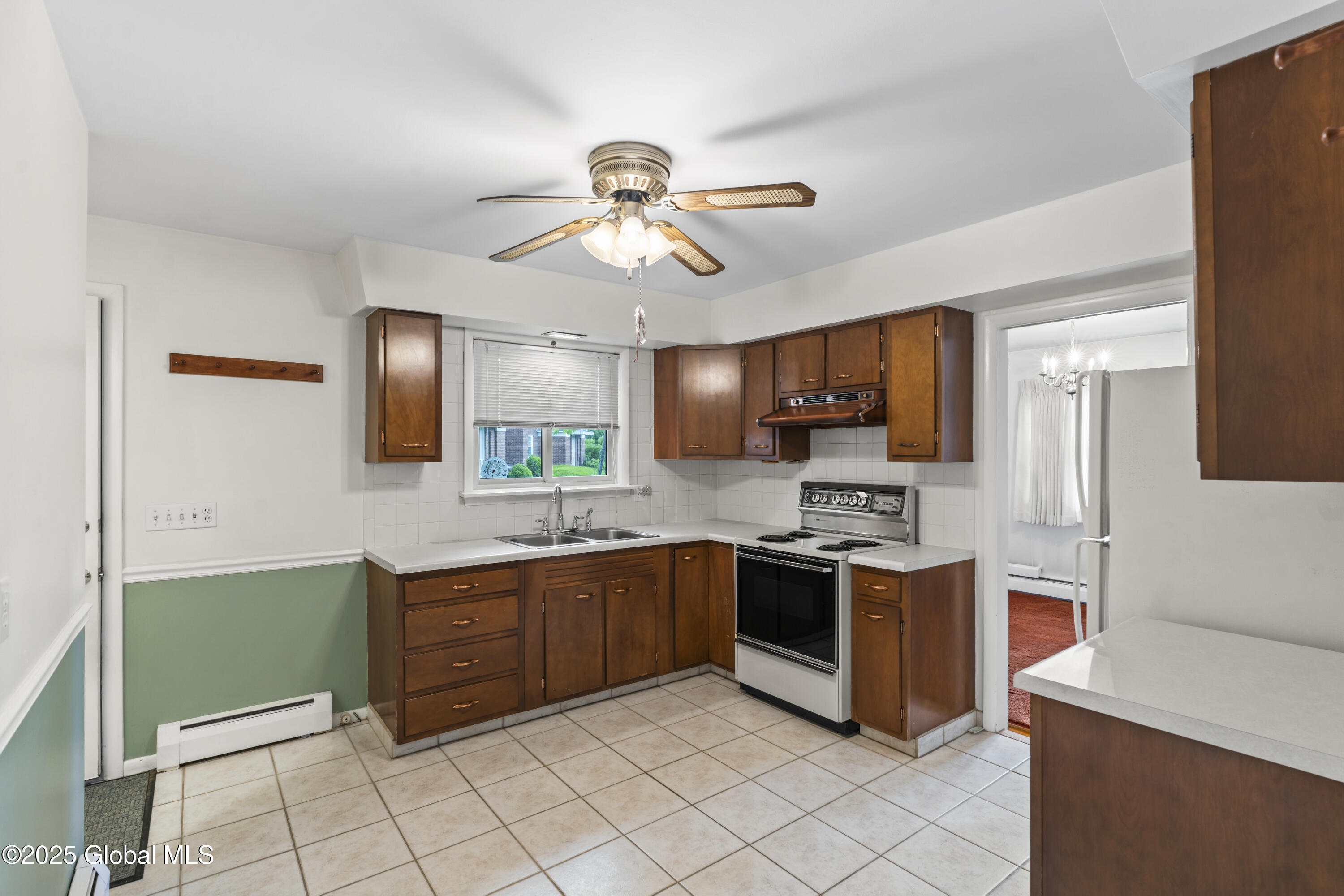 51 Tryon Court, Albany, New York image 13