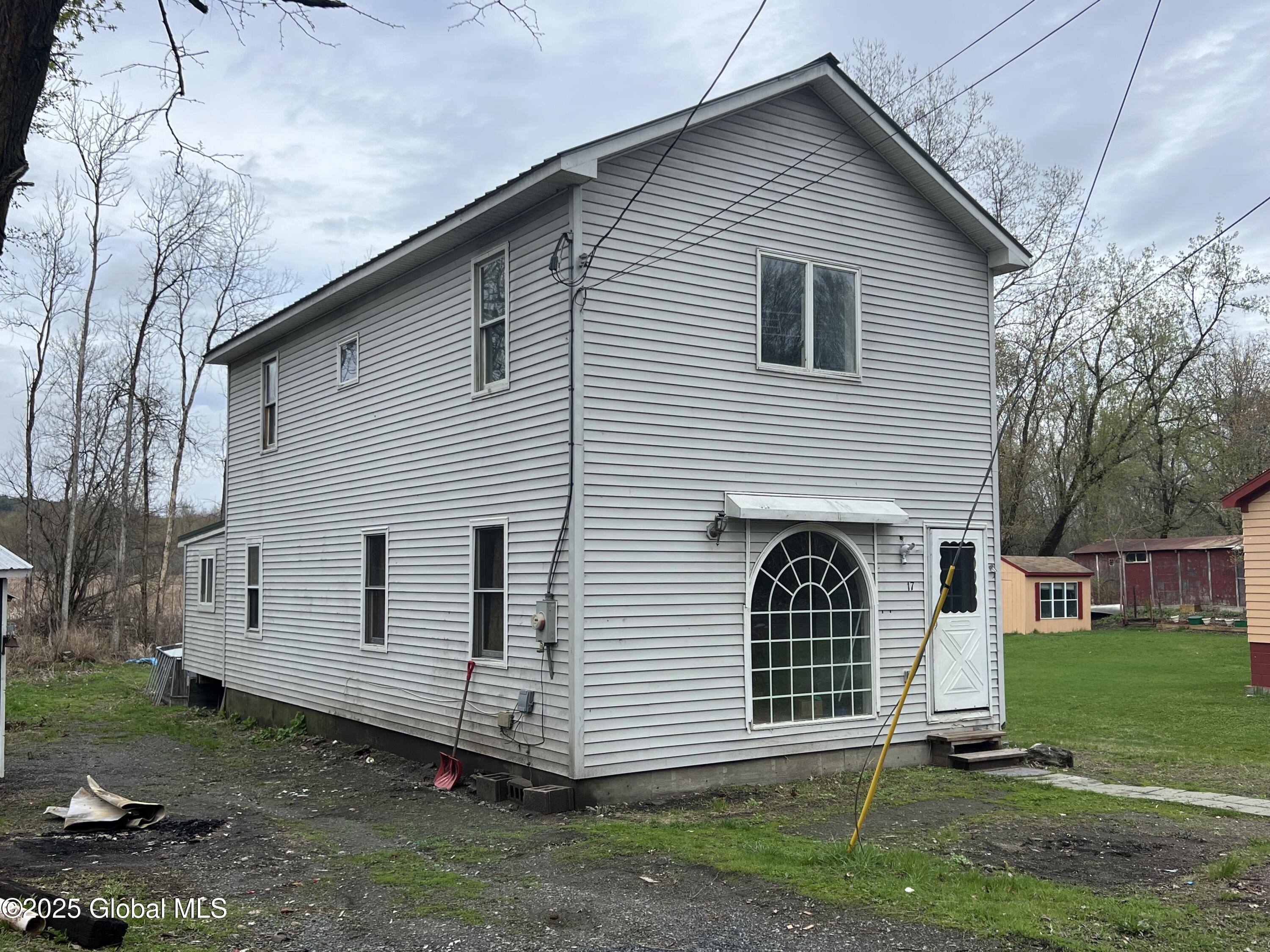 17 Bellamy Street, Whitehall, New York image 2