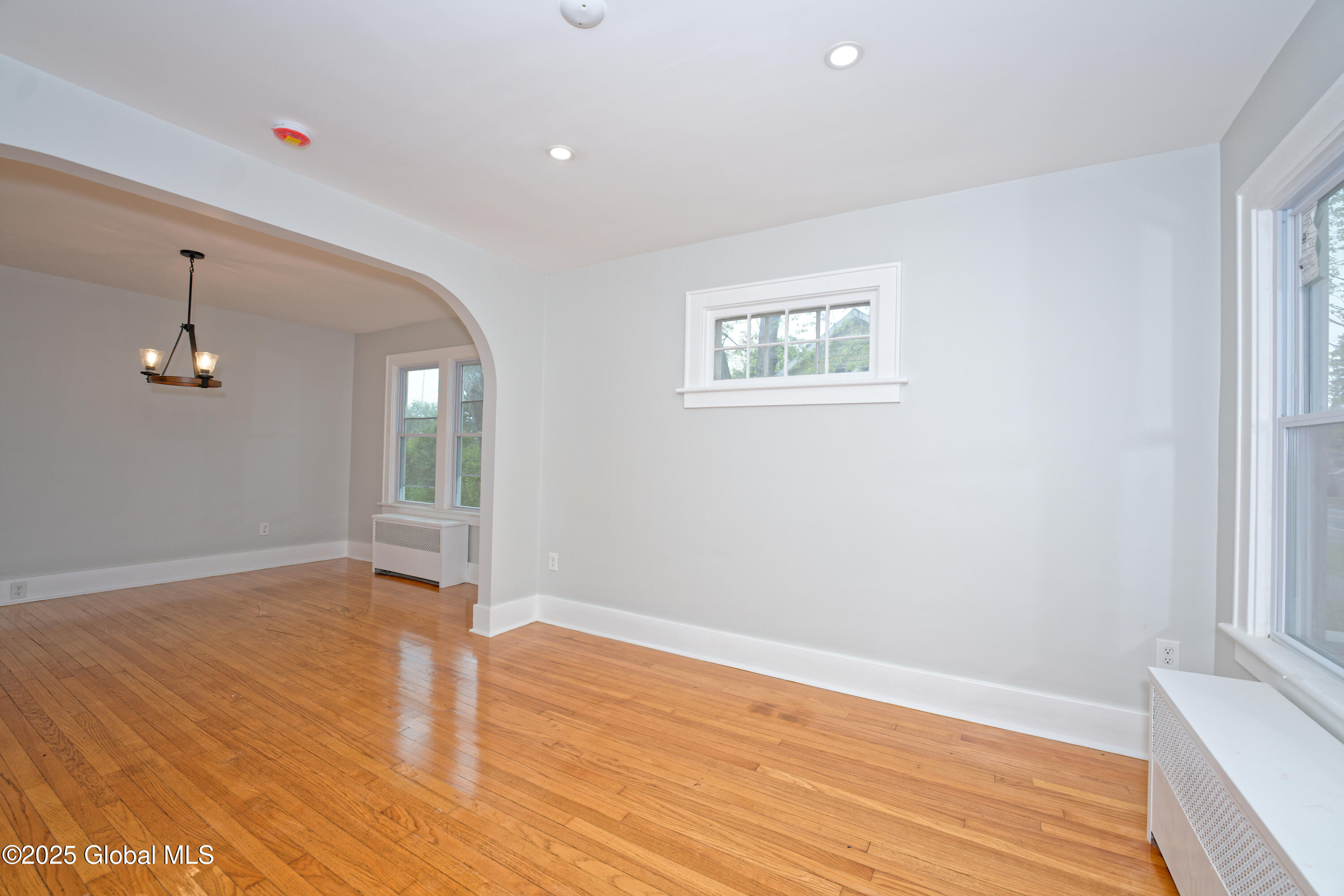 823 Curry Road, Schenectady, New York image 6