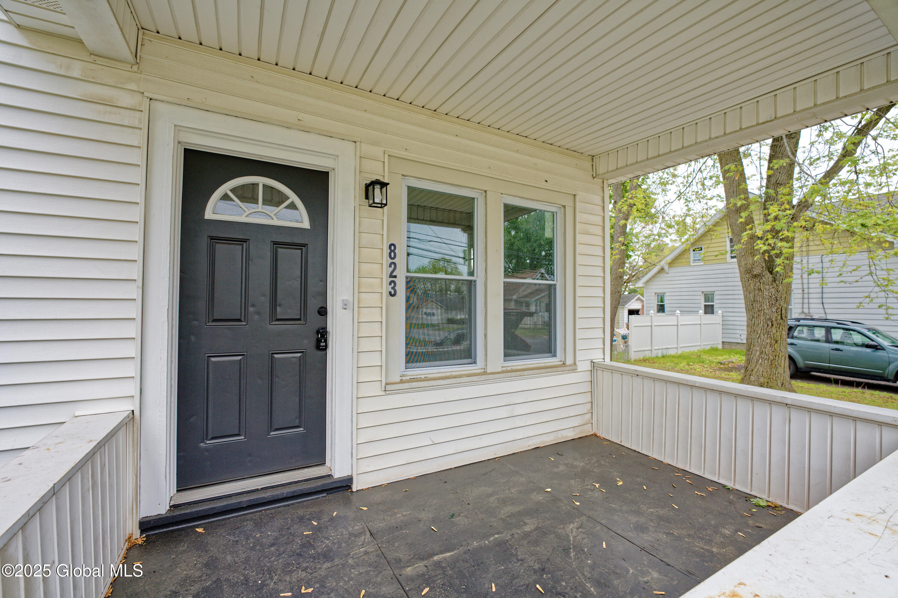823 Curry Road, Schenectady, New York image 4