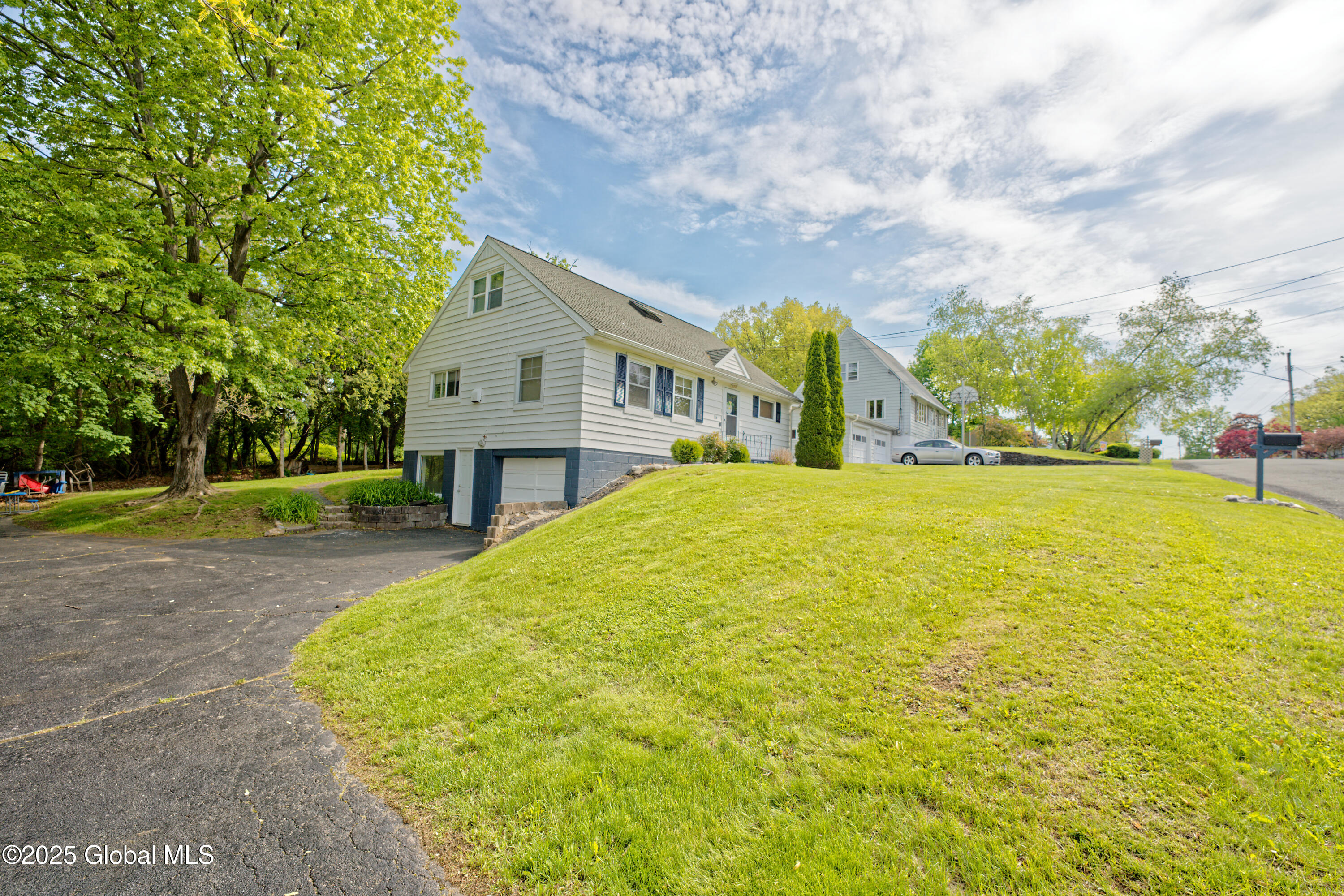 15 Riverview Terrace, Rensselaer, New York image 3