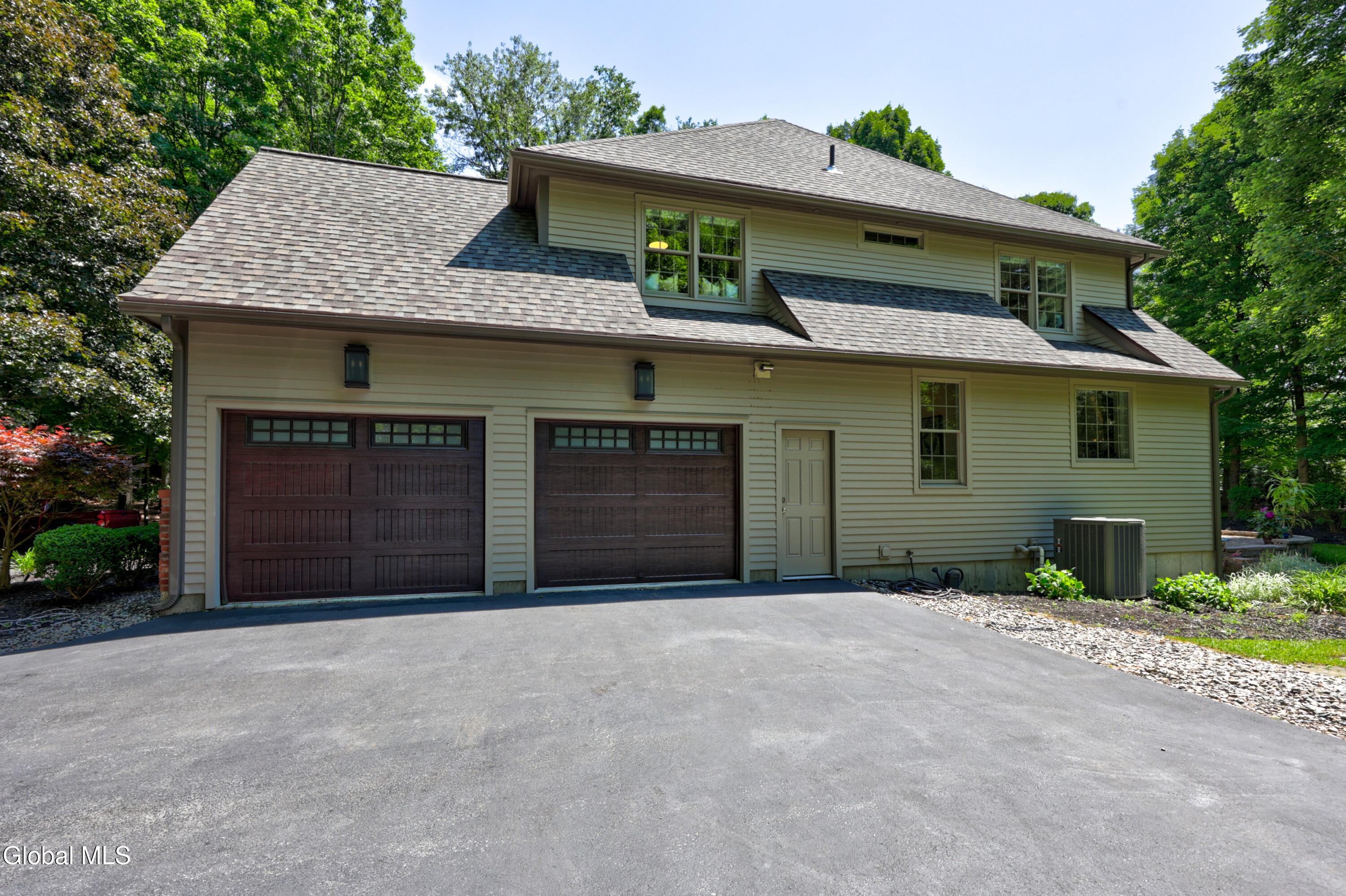 1 Oak Brook Boulevard