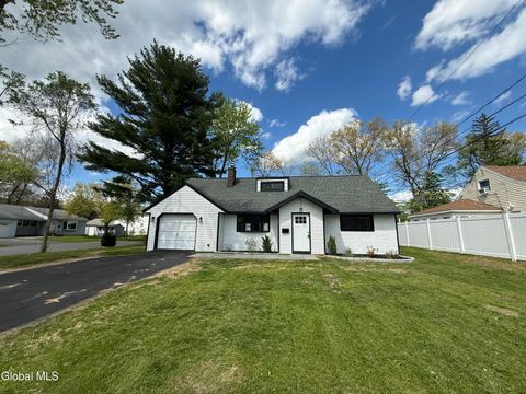 Photo of 35 Knob Hill Road, Albany, NY 12211 (MLS # 202613940)