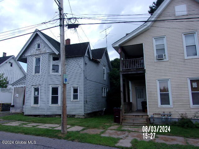 24 Oakland Avenue, Gloversville, New York image 2