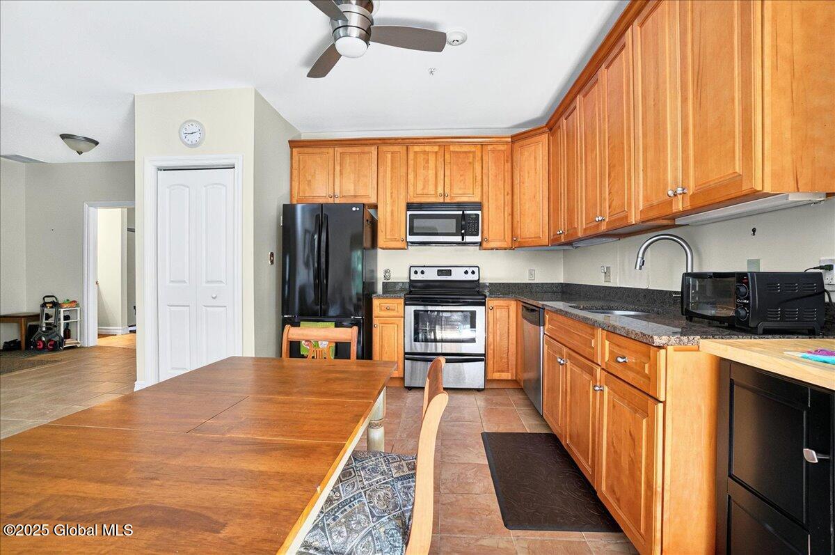 8 Wall Street #APT 200, Clifton Park, New York image 7