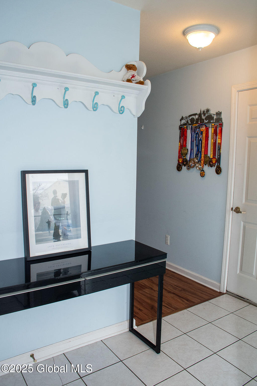 111 Bridgewood Lane, Watervliet, New York image 3